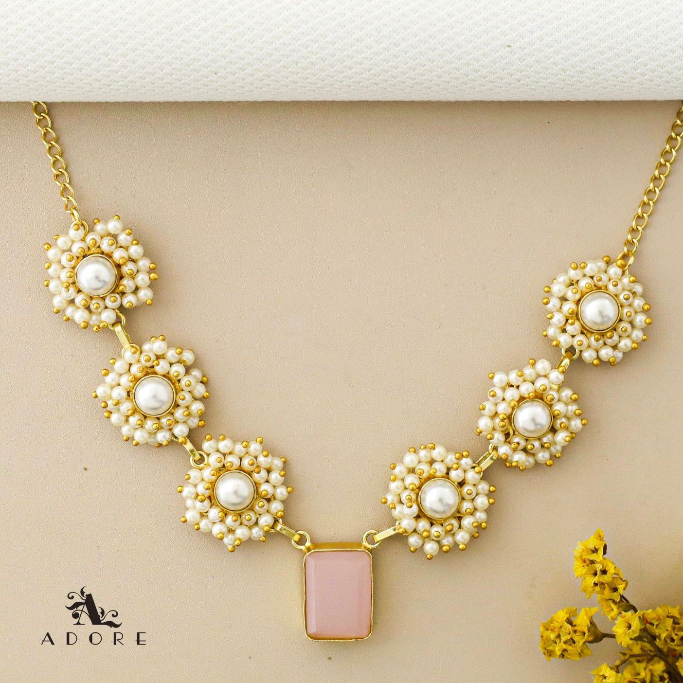 Adelita Glossy Rectangle Cluster Pearl Short Neckpiece / Choker - Image 7
