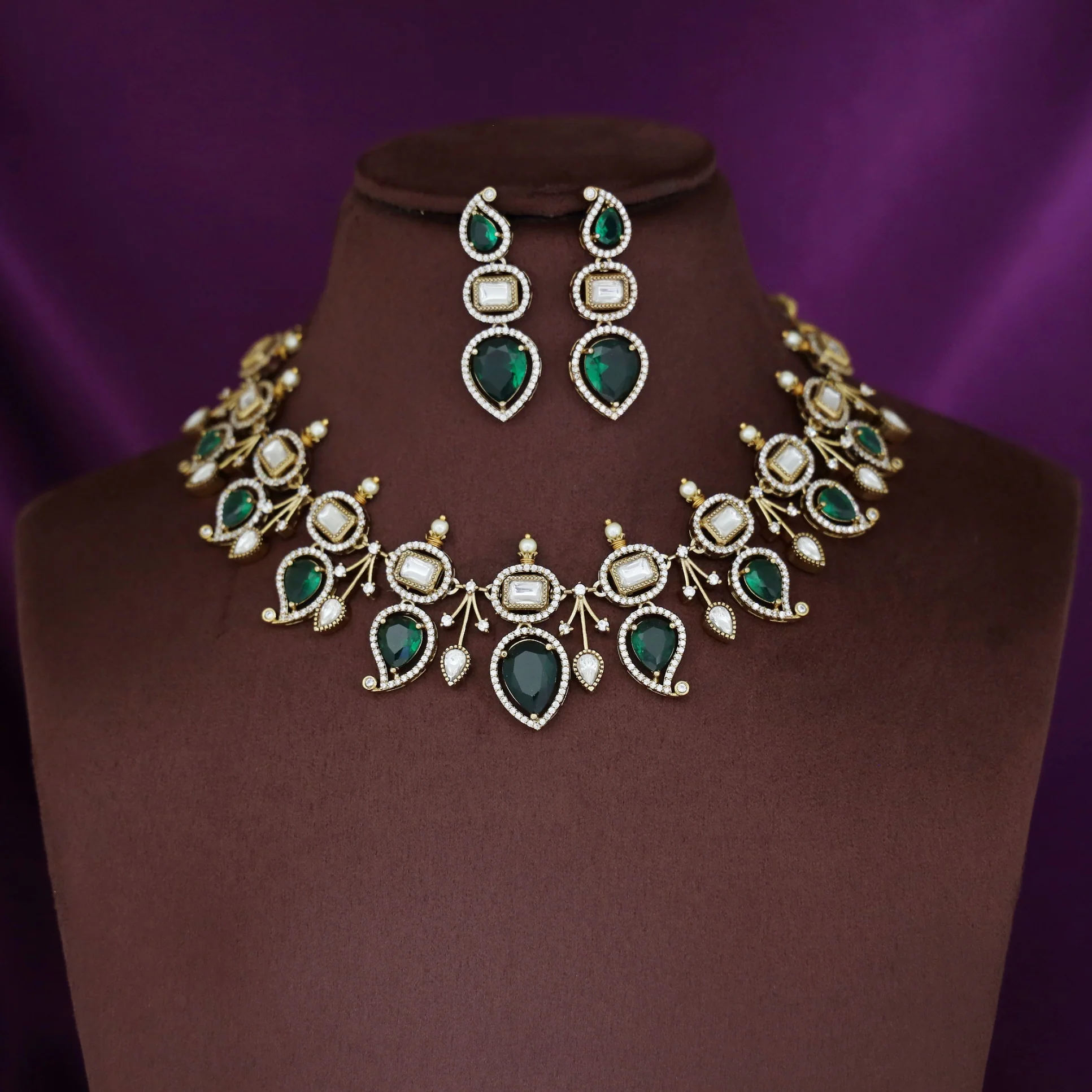 Adhisti AD Stone Mango Short Neckpiece With Earring - Image 3