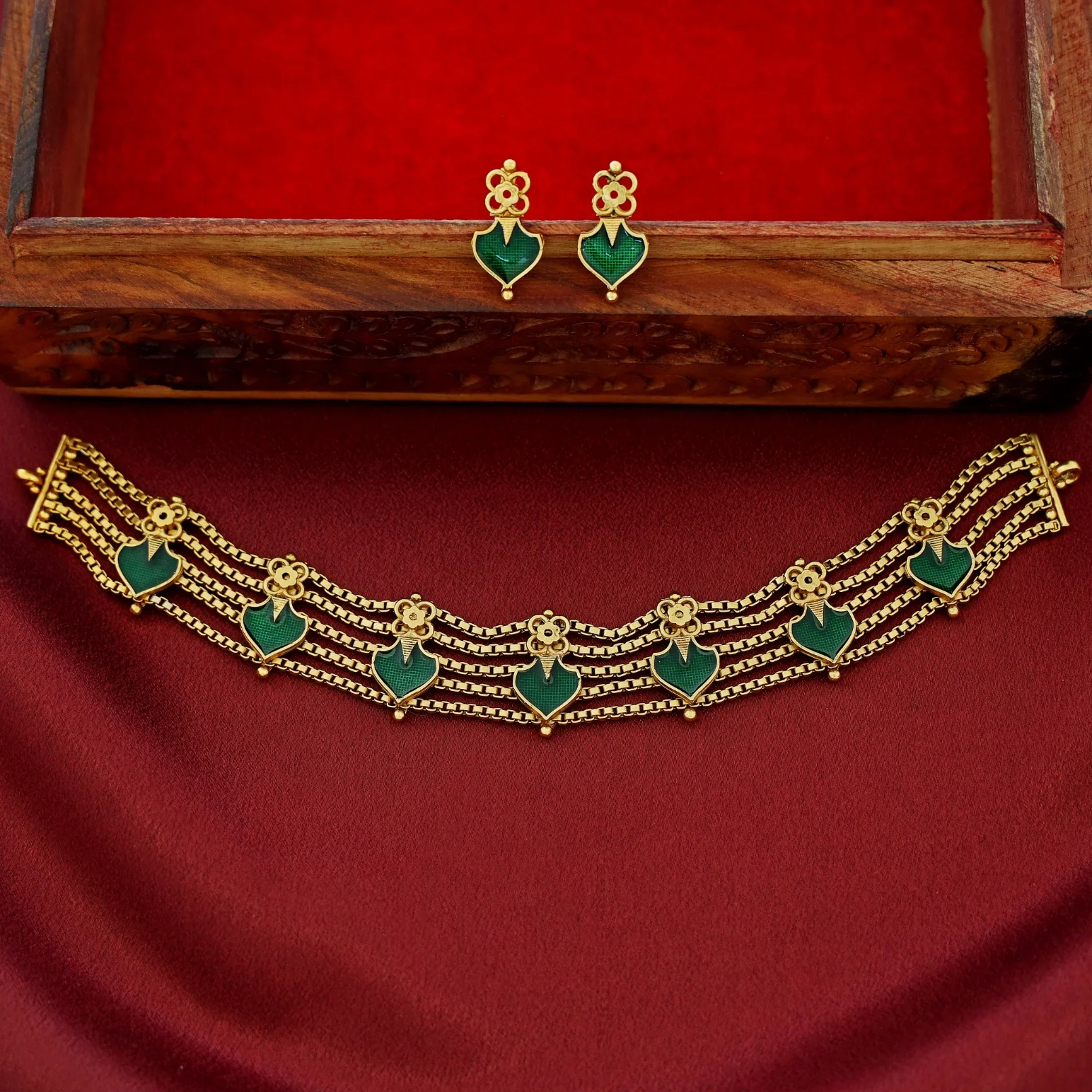 Aditha 5 Layer Palakka Choker With Earring - Image 3