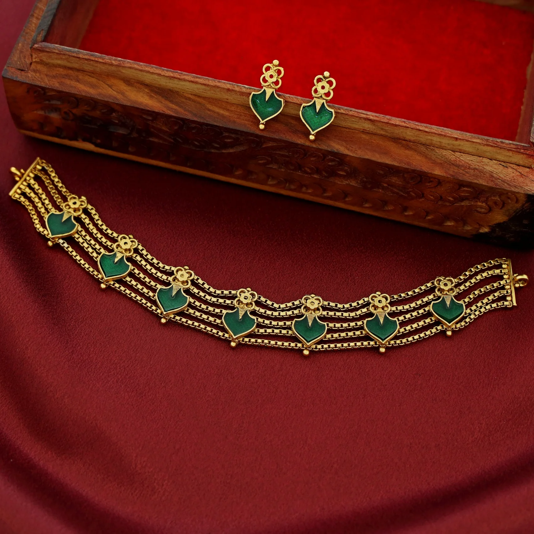 Aditha 5 Layer Palakka Choker With Earring - Image 5