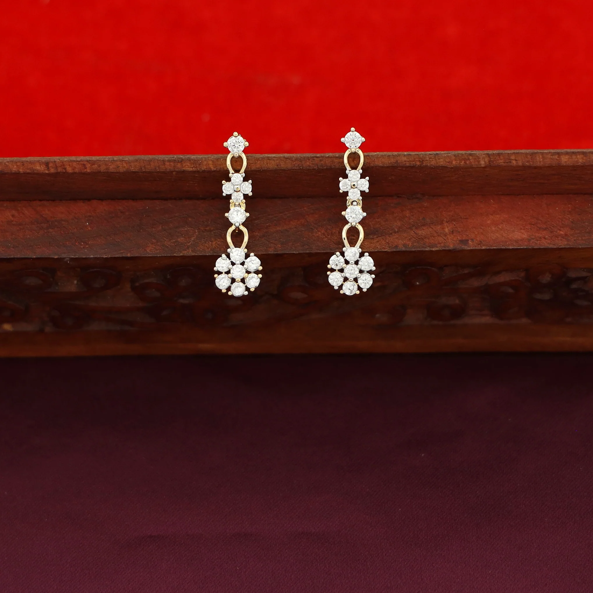 Sayali AD Stone Floral Short Neckpiece With Earring - Image 5