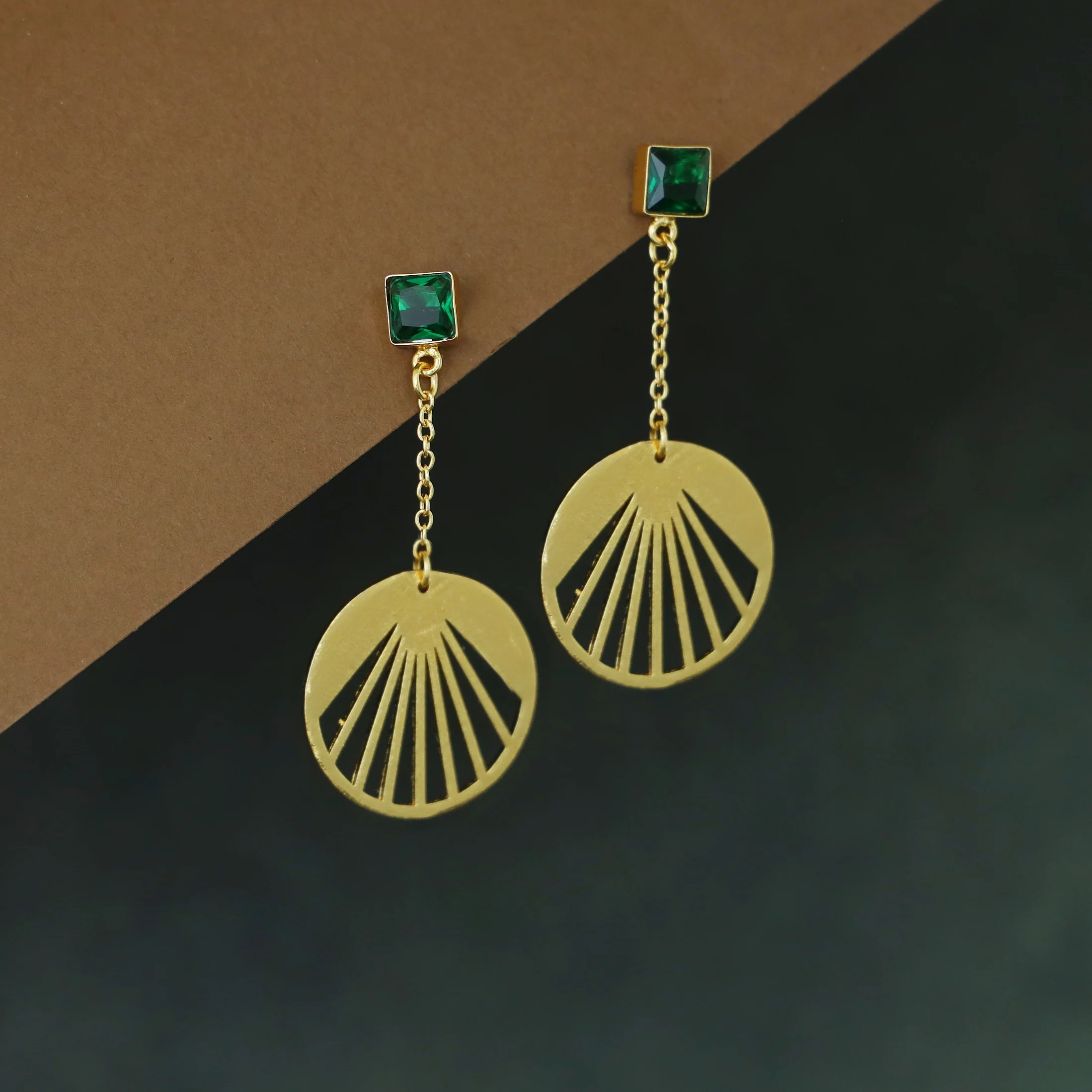 Adley Golden Sunburst Square Glossy Stone Chainy Earring - Image 2