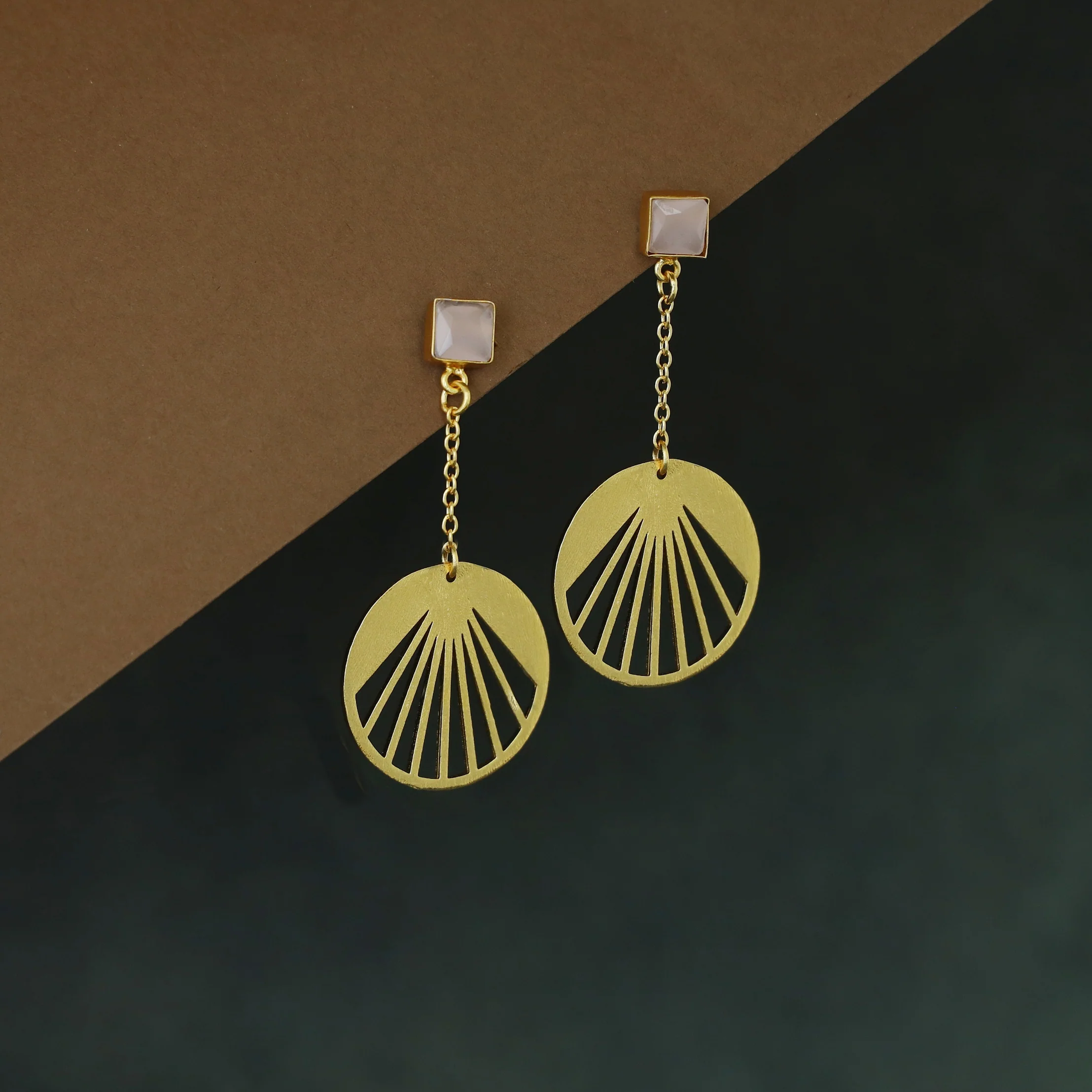 Adley Golden Sunburst Square Glossy Stone Chainy Earring - Image 3