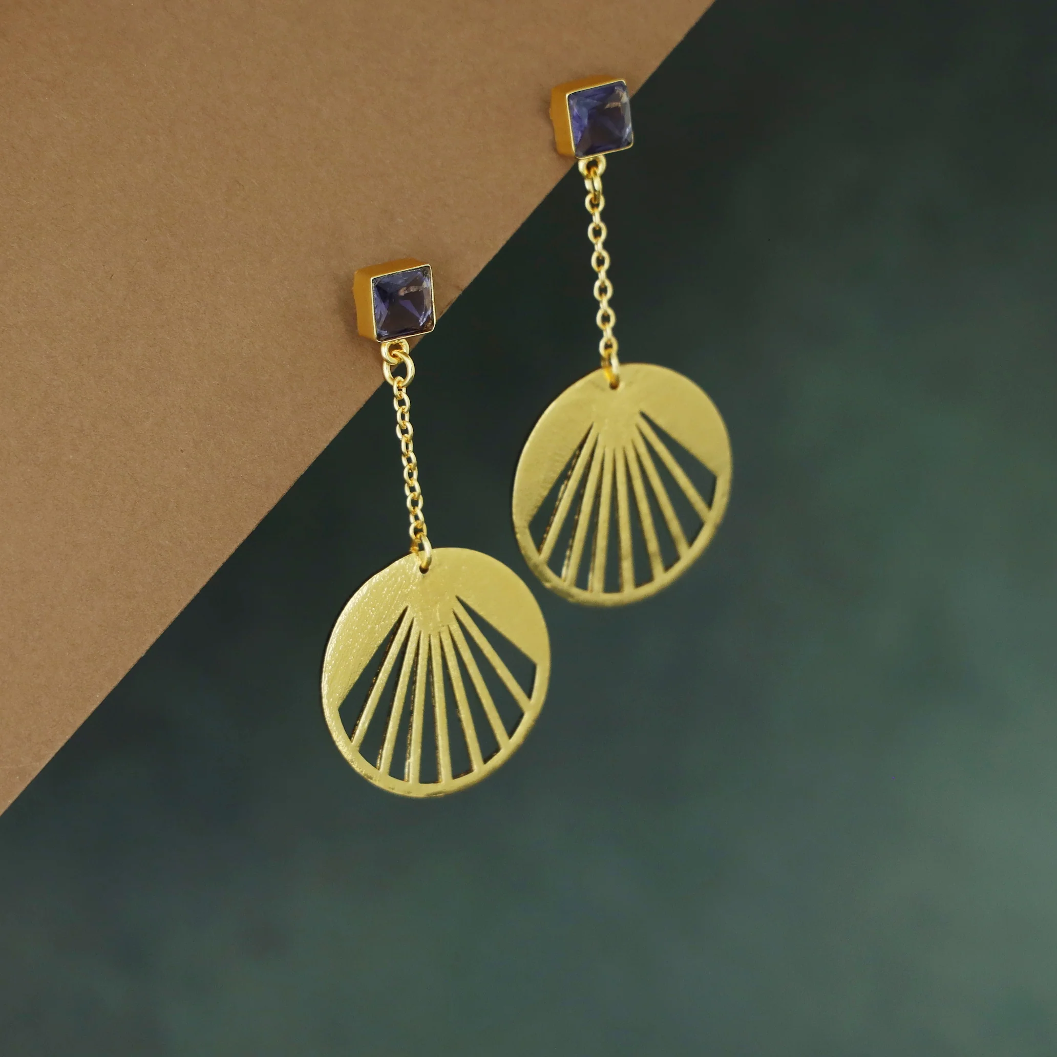 Adley Golden Sunburst Square Glossy Stone Chainy Earring - Image 9