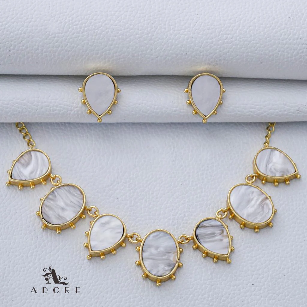 Adore - 7 Stone Neckpiece with Studs (Colour Options) - Image 5