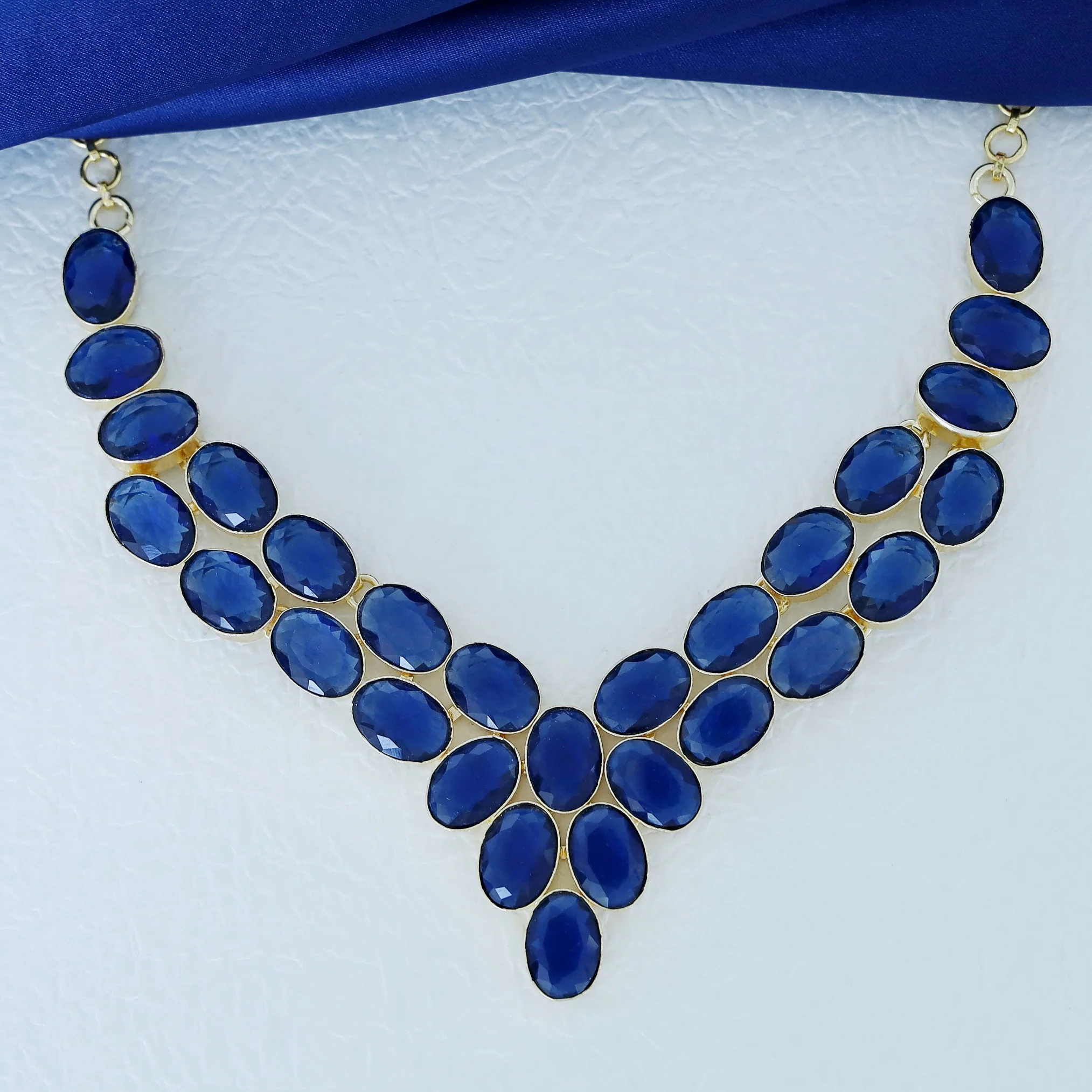 Adore Majestic Neckpiece - Image 5
