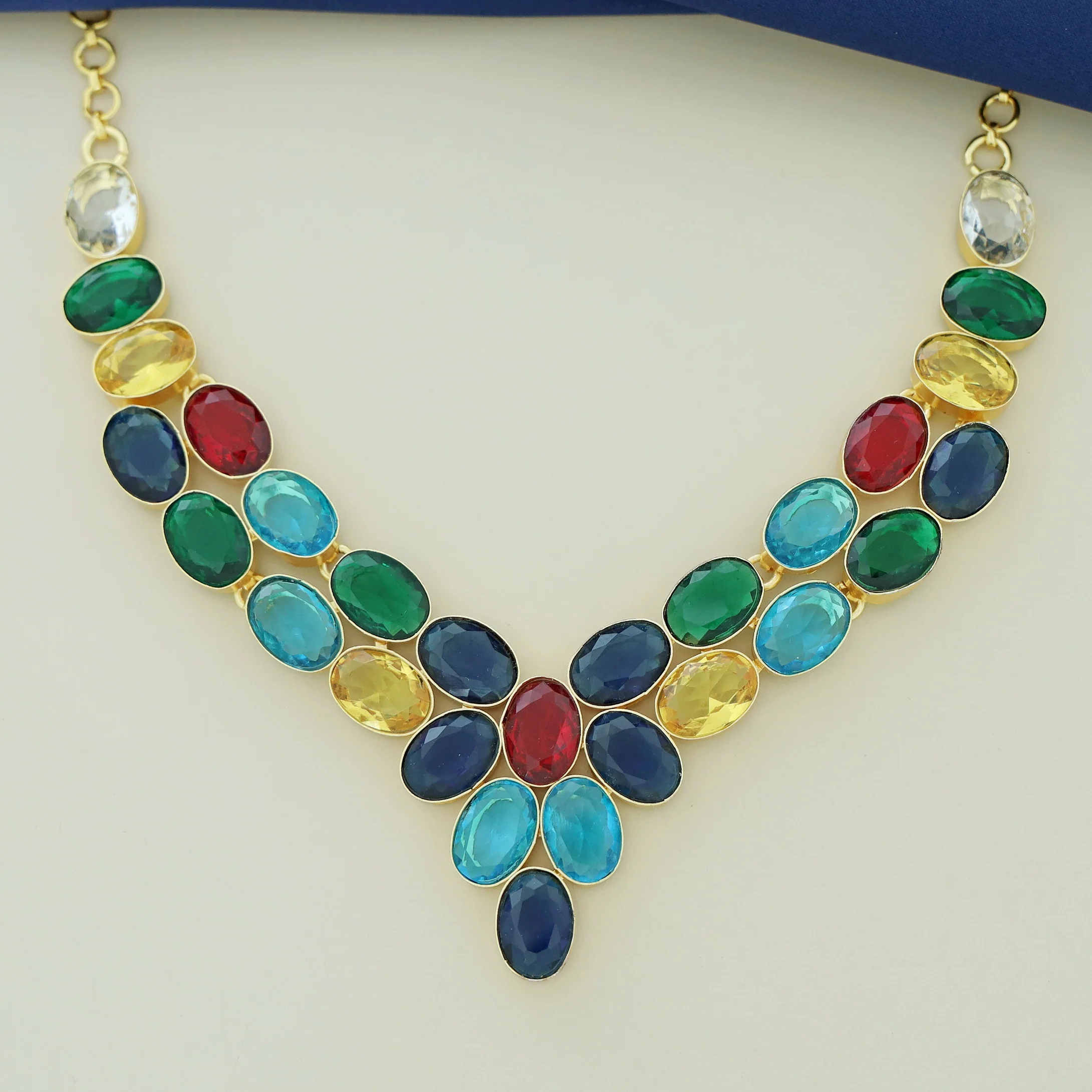 Adore Majestic Neckpiece - Image 8