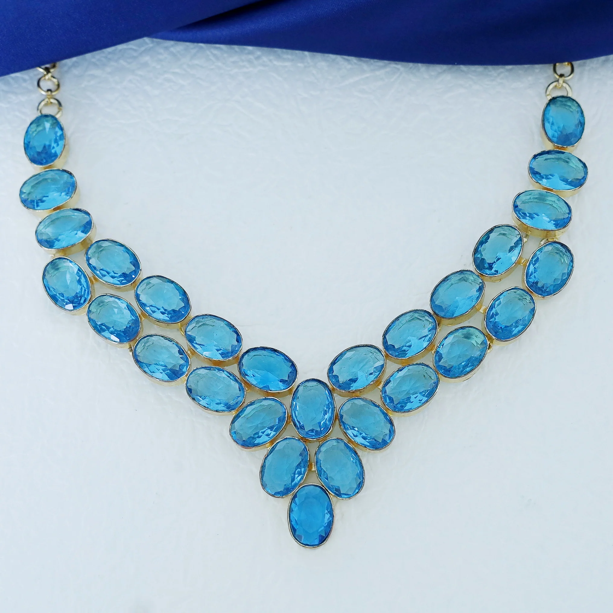 Adore Majestic Neckpiece - Image 9