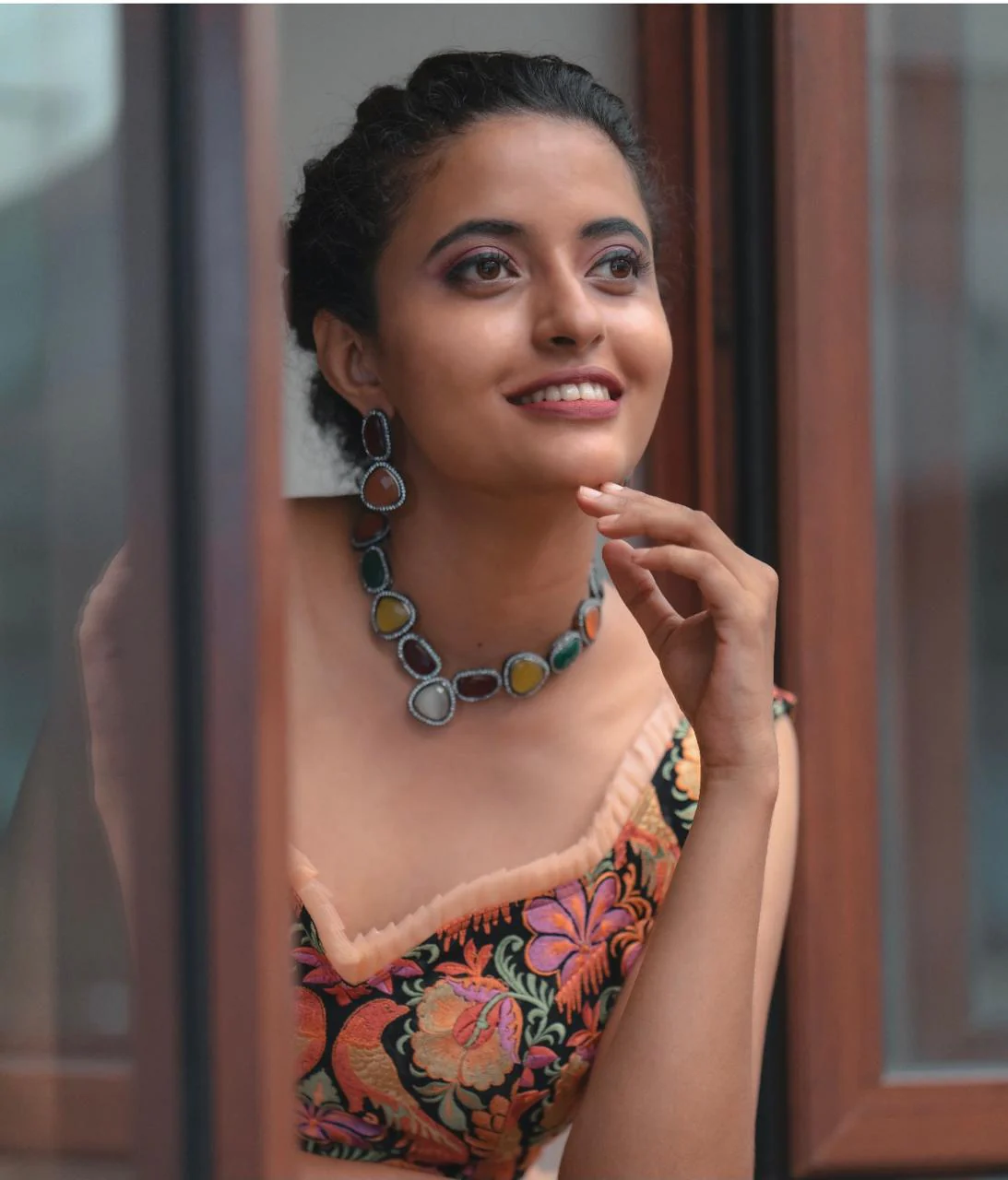 Adore - Multicolour Elite Neck Piece With Earring - Image 4