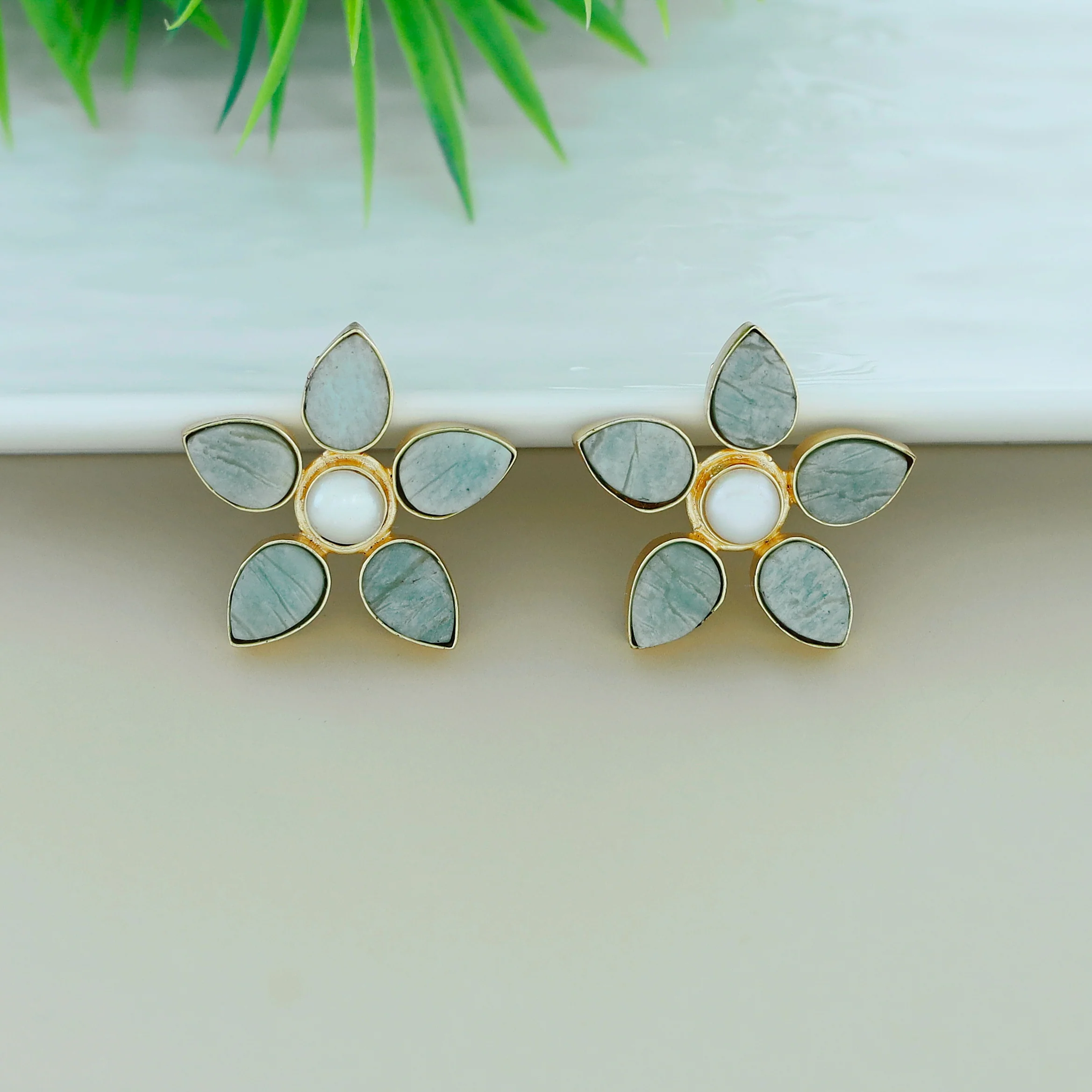 Adore Raw Stone - Flower Earring (Colours Available) - Image 6
