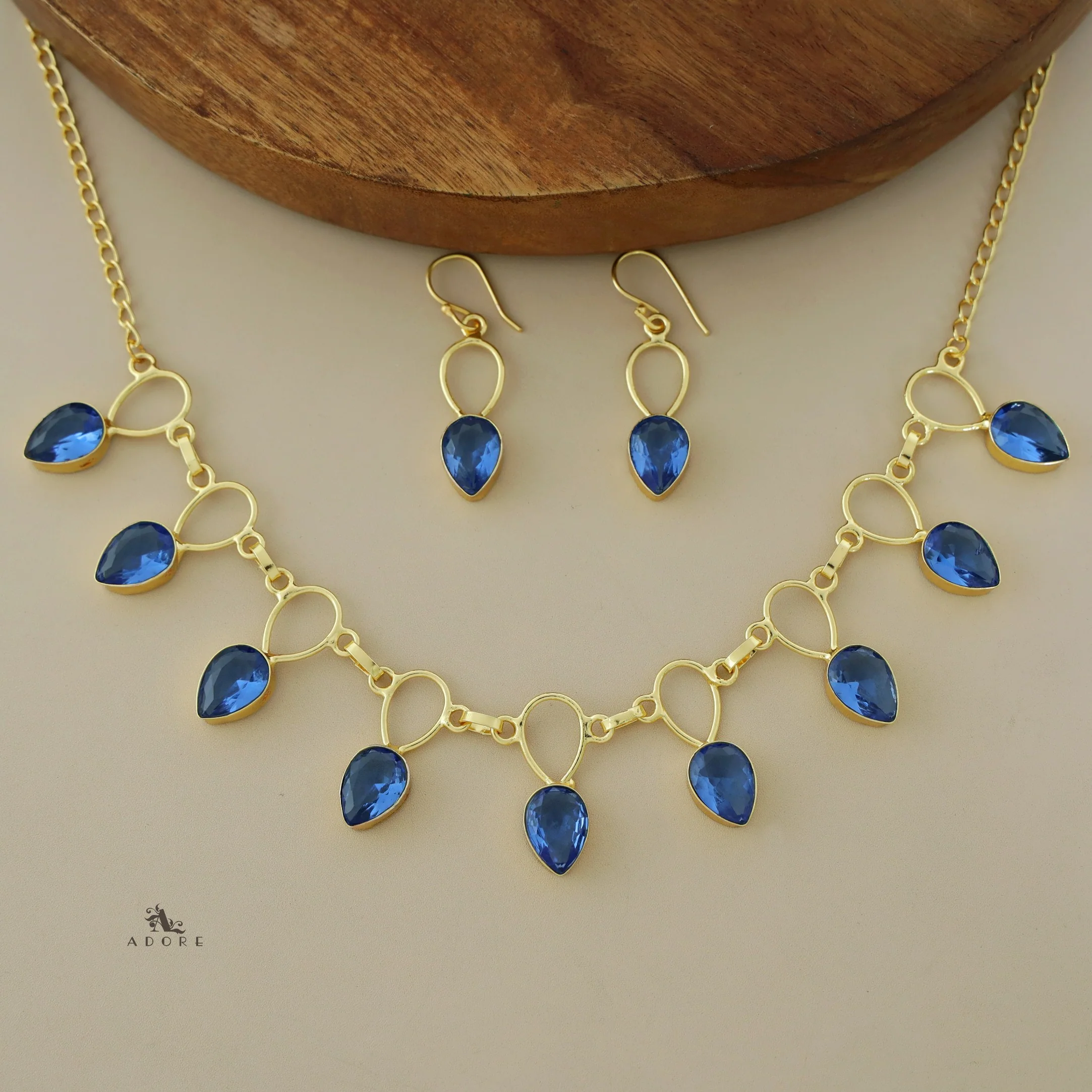 Adorn Drop Glossy Neckpiece With Drop Earrings - Image 15