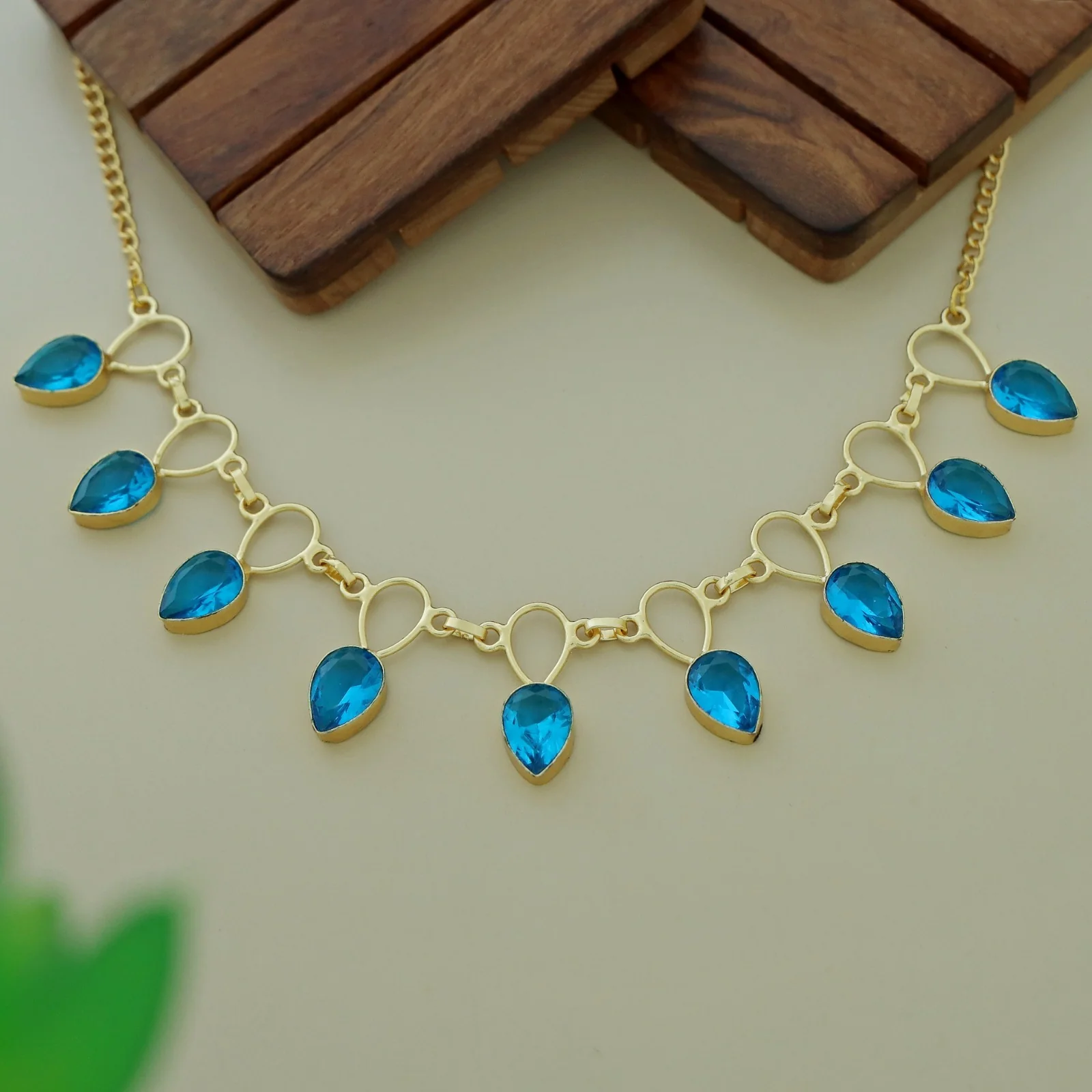 Adorn Neckpiece - Image 5