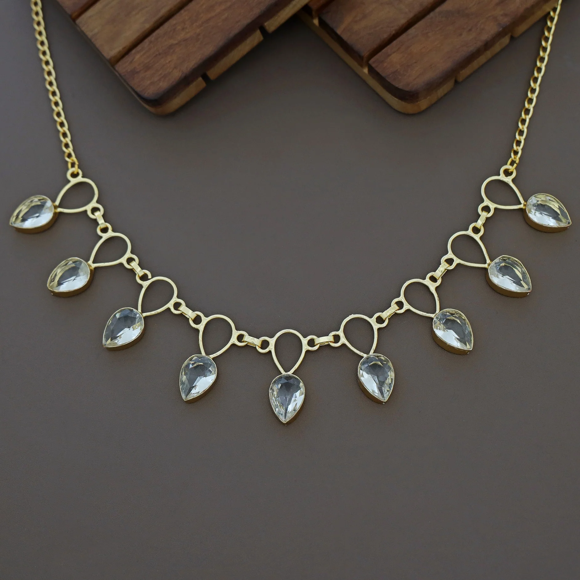 Adorn Neckpiece - Image 8
