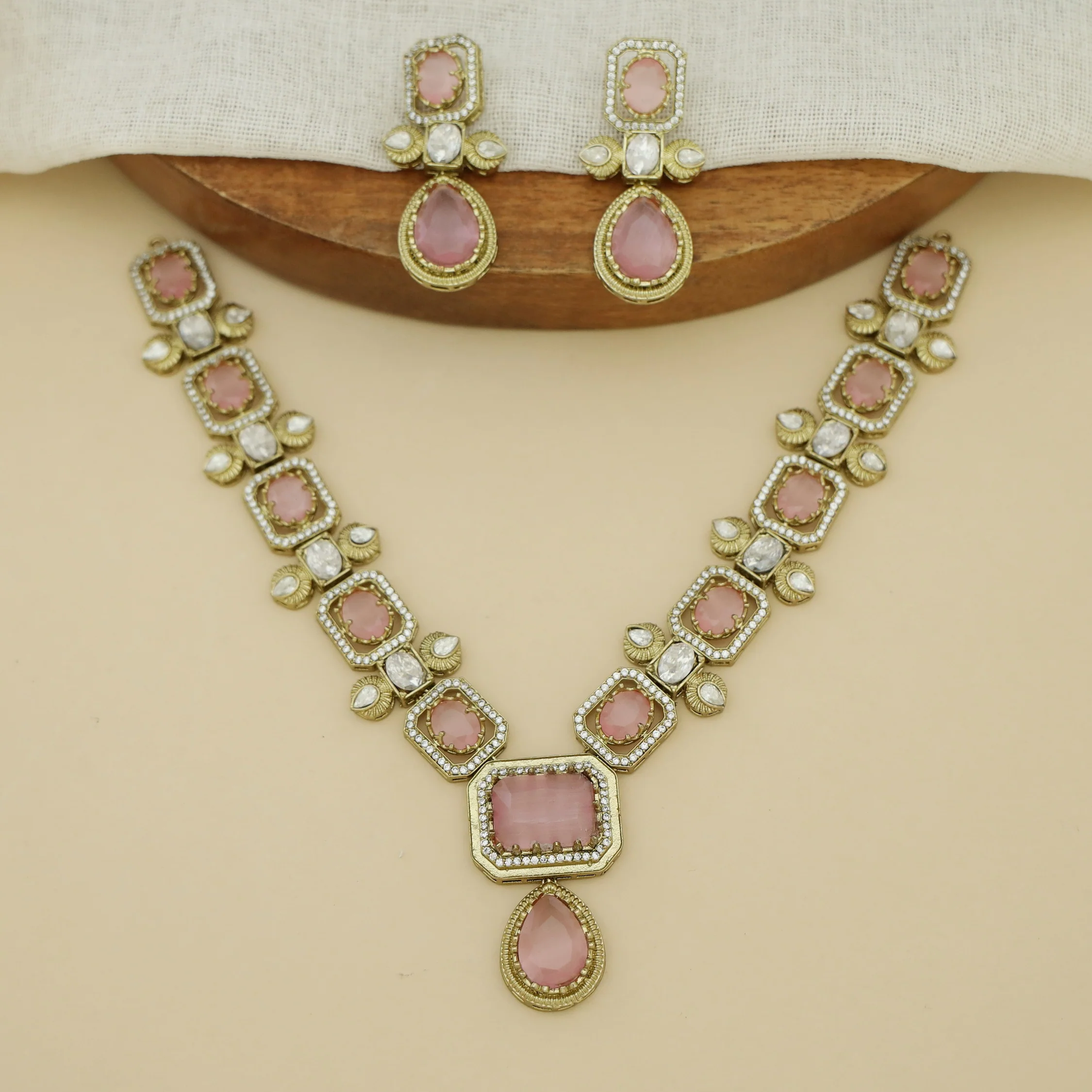 Adrisha AD Stone Glossy Short Neckpiece With Earring - Image 3