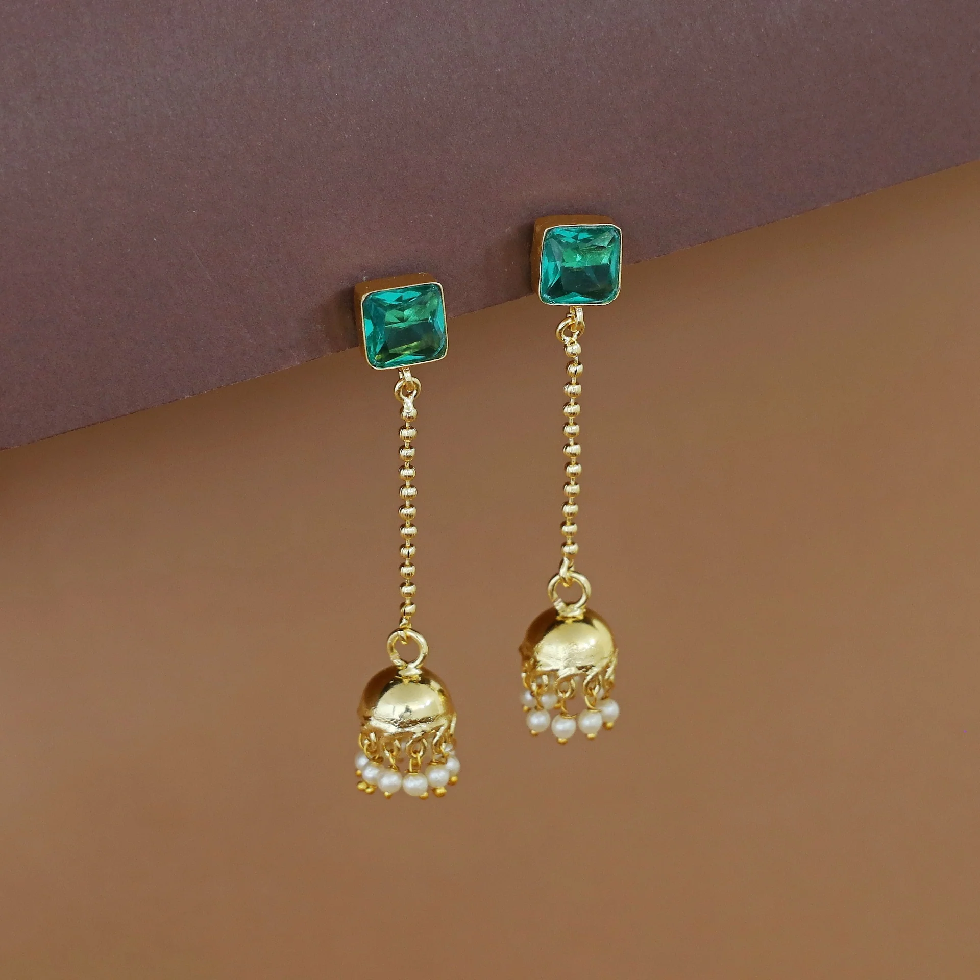 Advika Square Glossy Stone Pearl Earring - Image 3