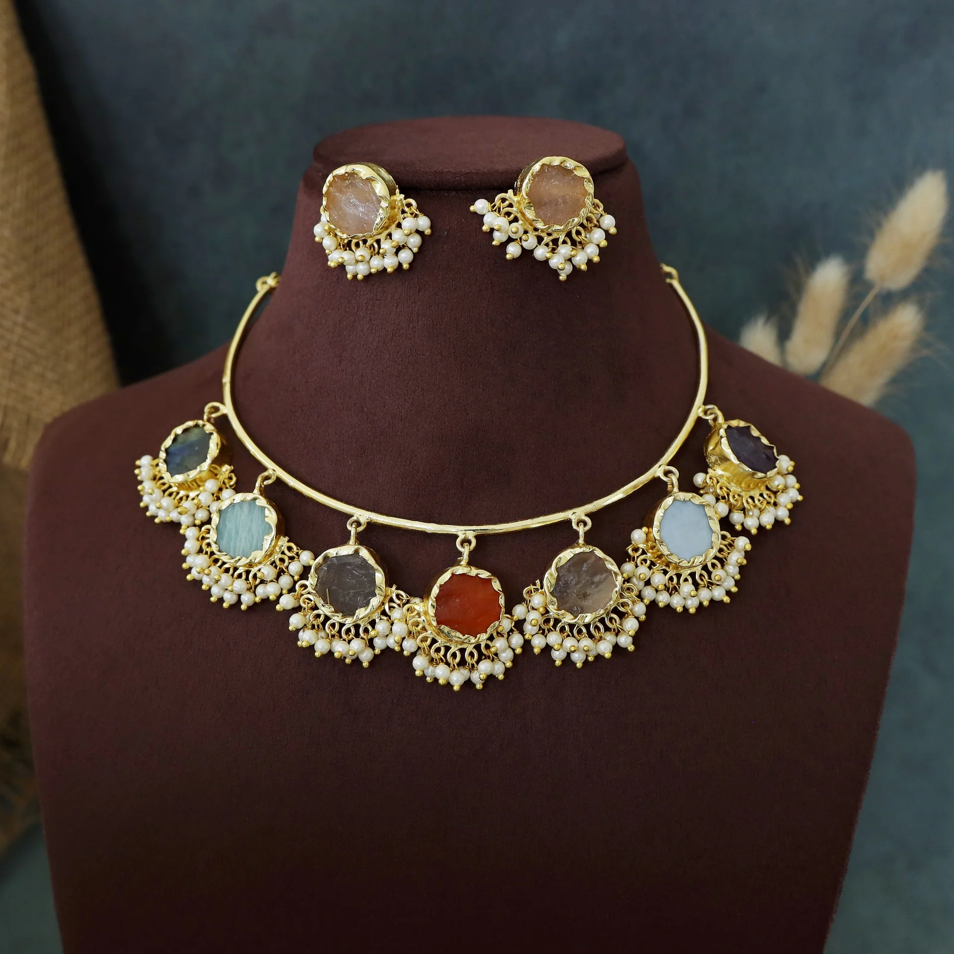 Adya Cluster Pearl Raw Stone Neck Cuff With Earring - Image 2