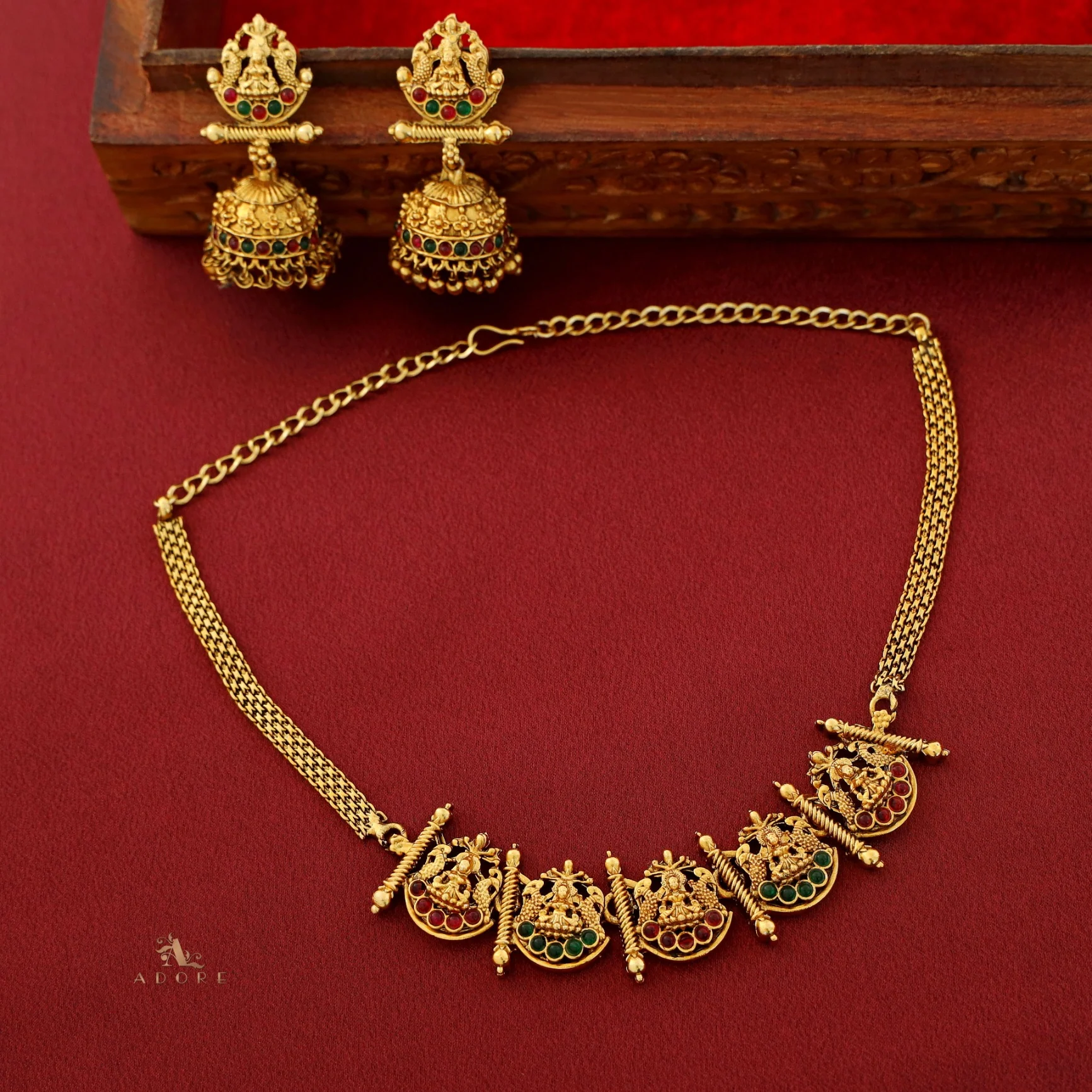 Aadarshini Lakshmi Short Neckpiece With Earring - Image 3