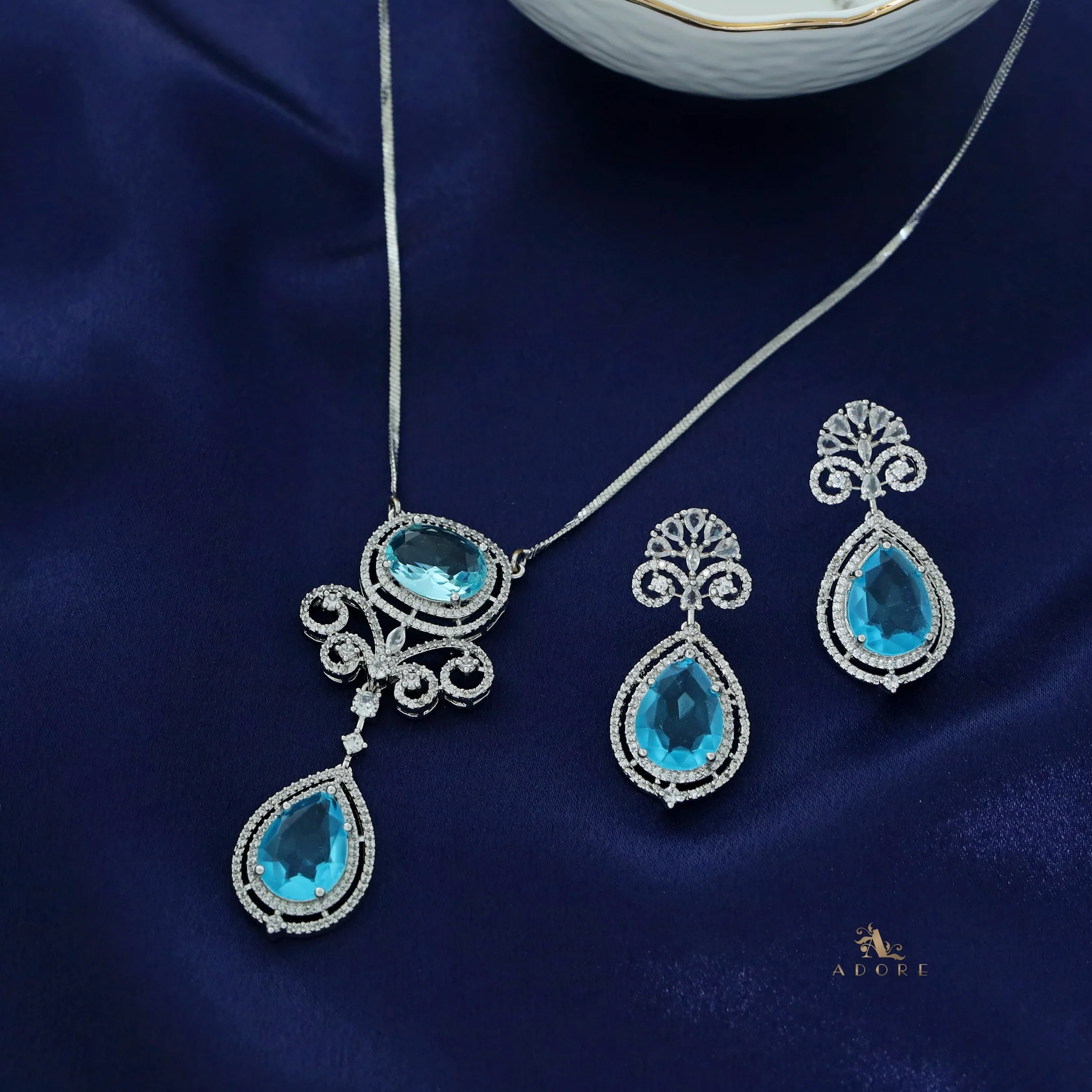 Agastya AD Stone Drop Neckpiece With Earring - Image 6