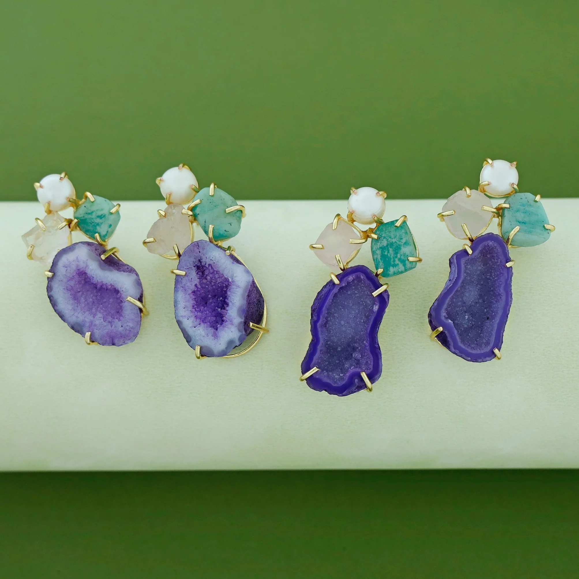 Agate Raw Stone + Pearl Earring - Image 10