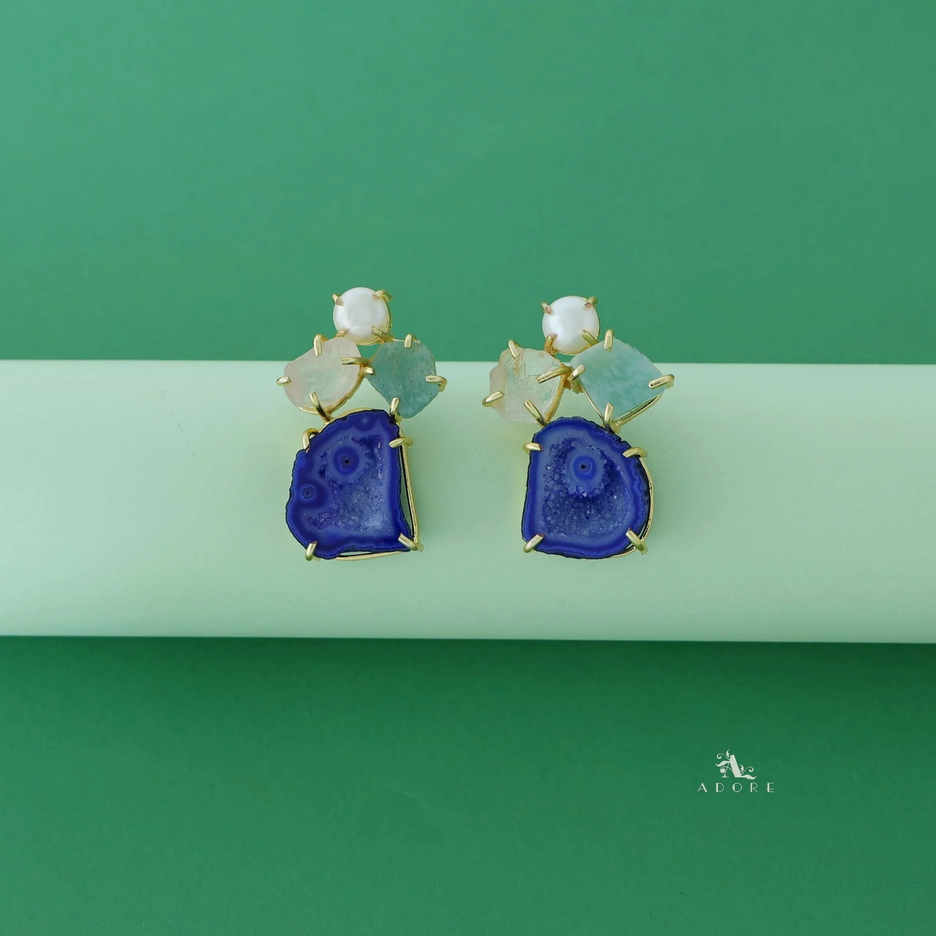 Agate Raw Stone + Pearl Earring - Image 11