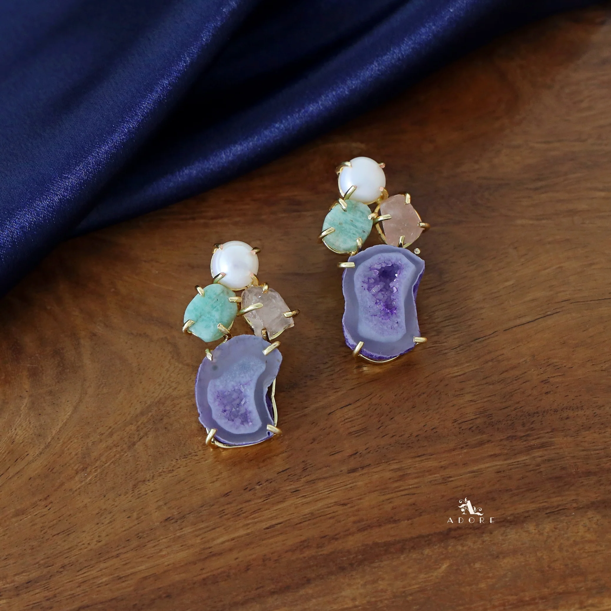 Agate Raw Stone + Pearl Earring - Image 17