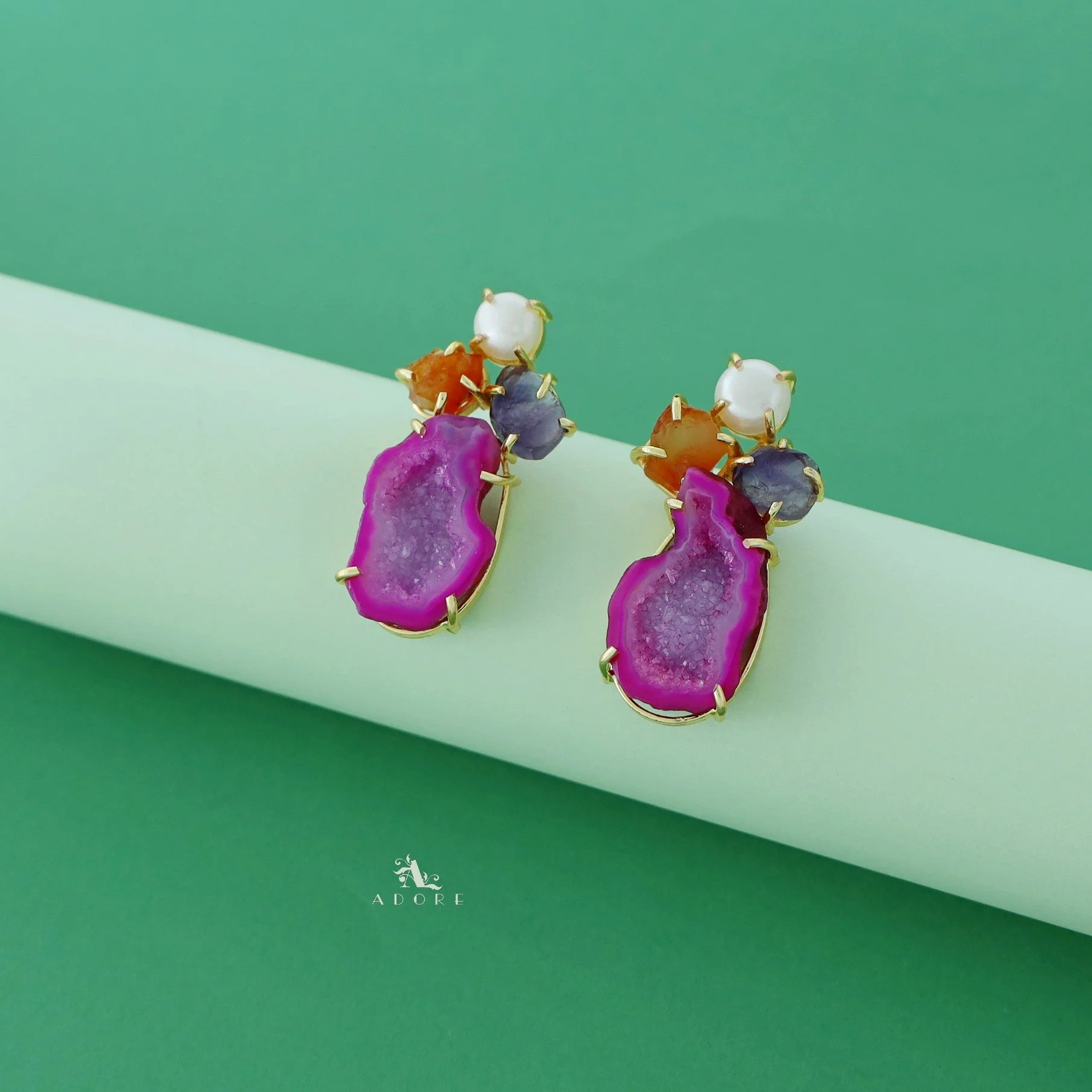 Agate Raw Stone + Pearl Earring - Image 18