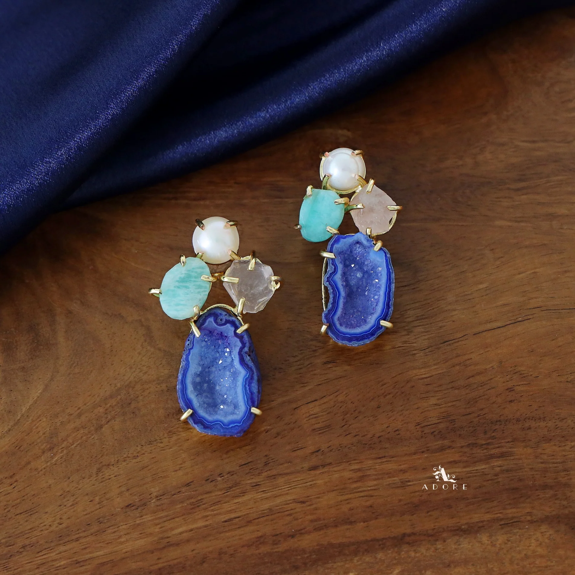 Agate Raw Stone + Pearl Earring - Image 19