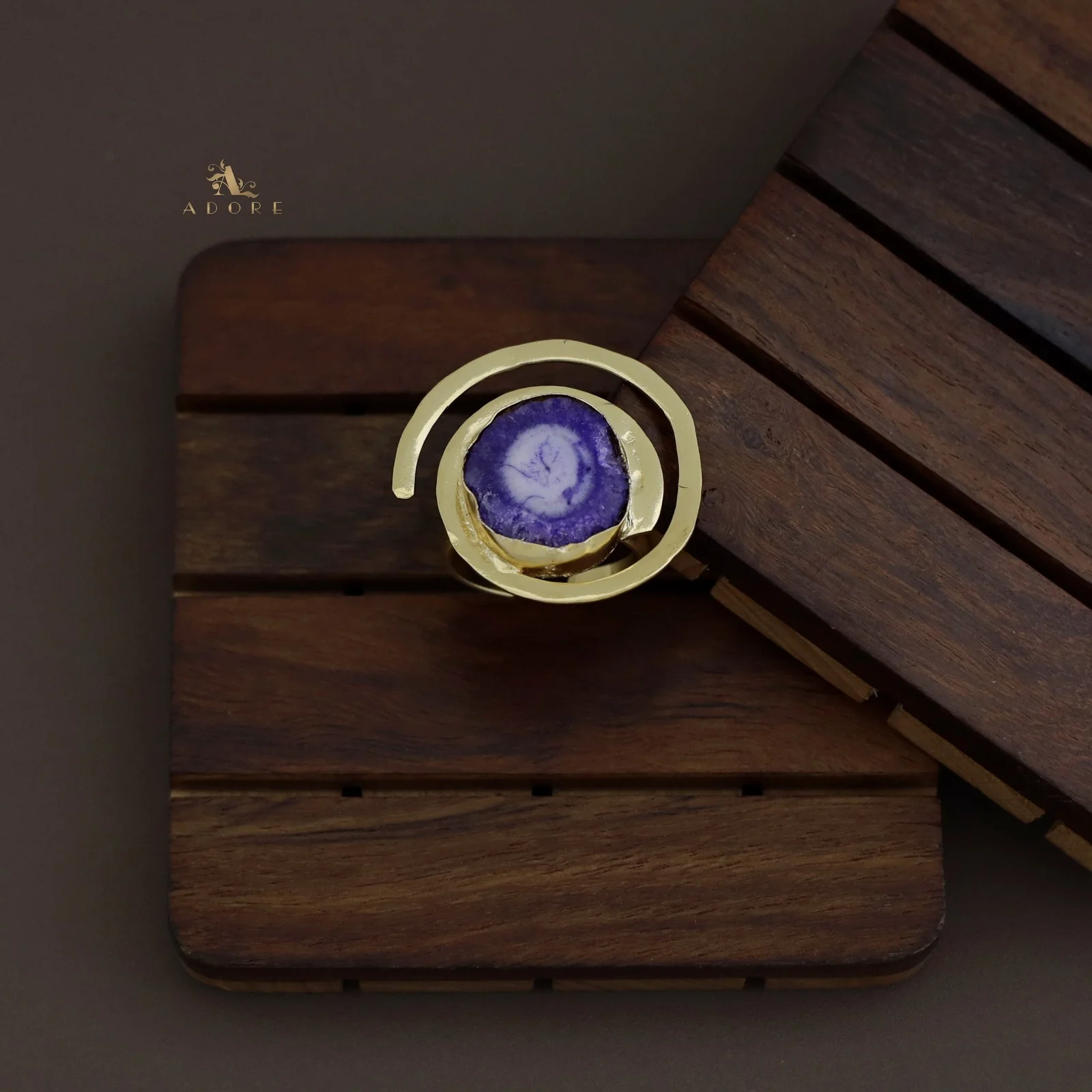 Agate Single Stone Spiral Golden Ring - Image 10