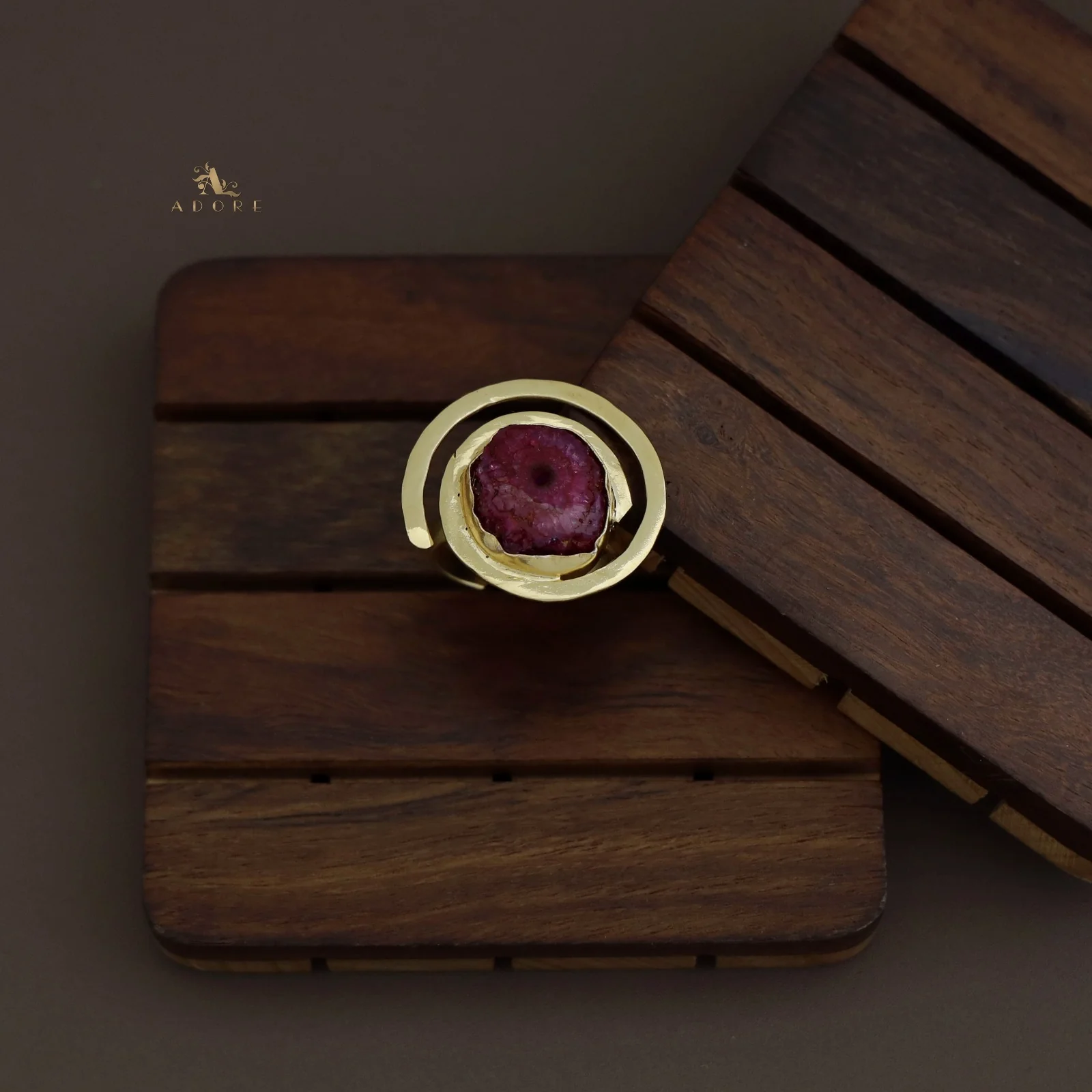 Agate Single Stone Spiral Golden Ring - Image 11