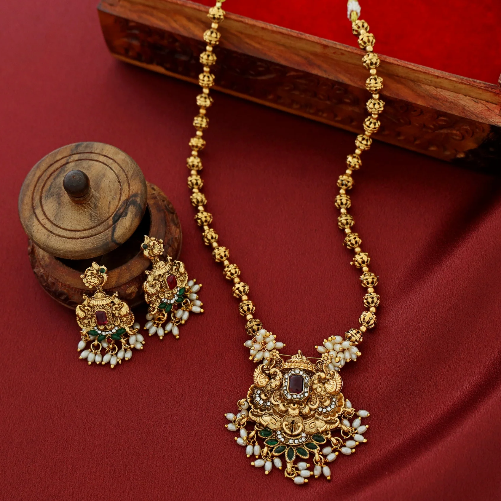 Ahalya Mayura Rice Pearl Neckpiece With Earring - Image 3