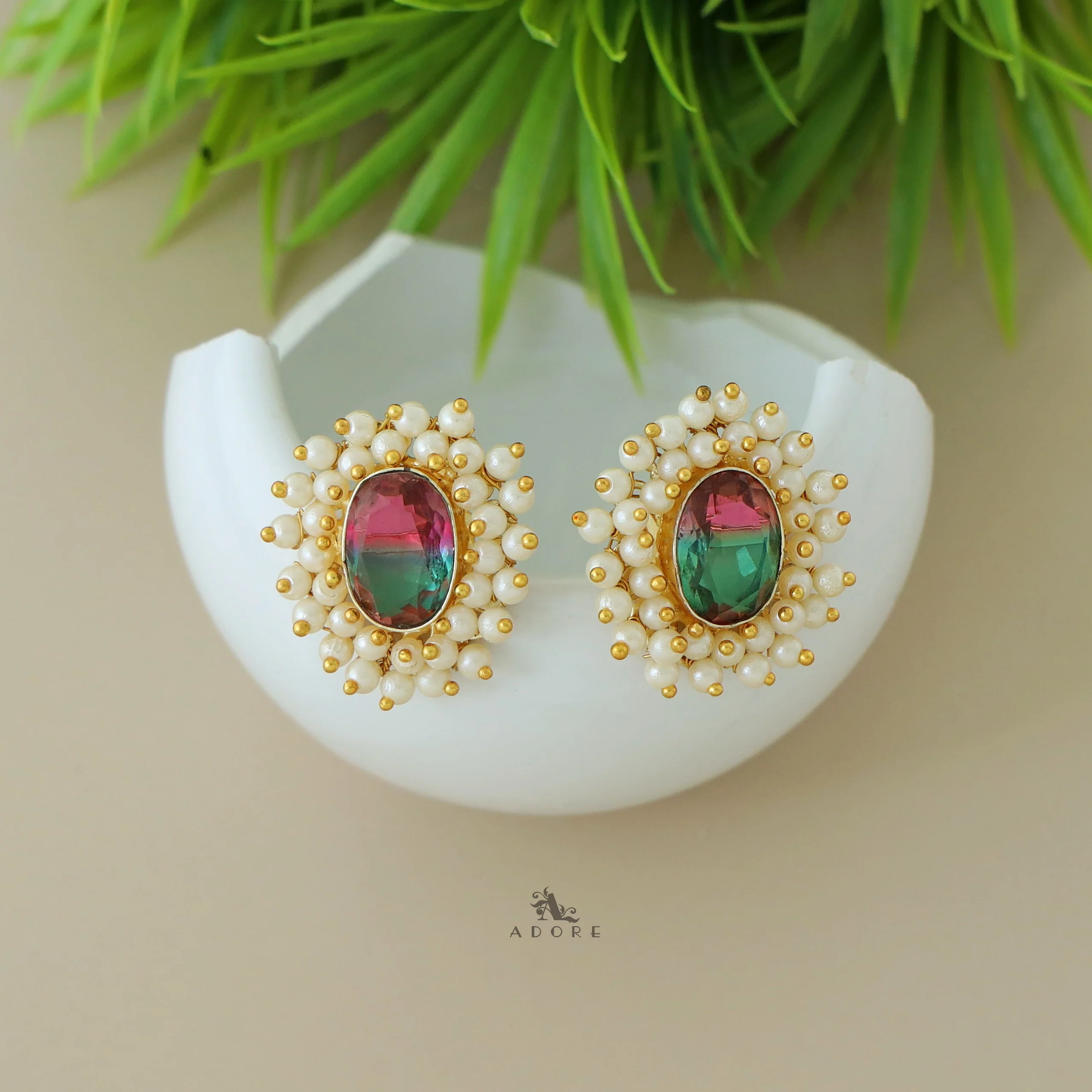 Ahelia Glossy Oval Cluster Pearl Earring - Image 26