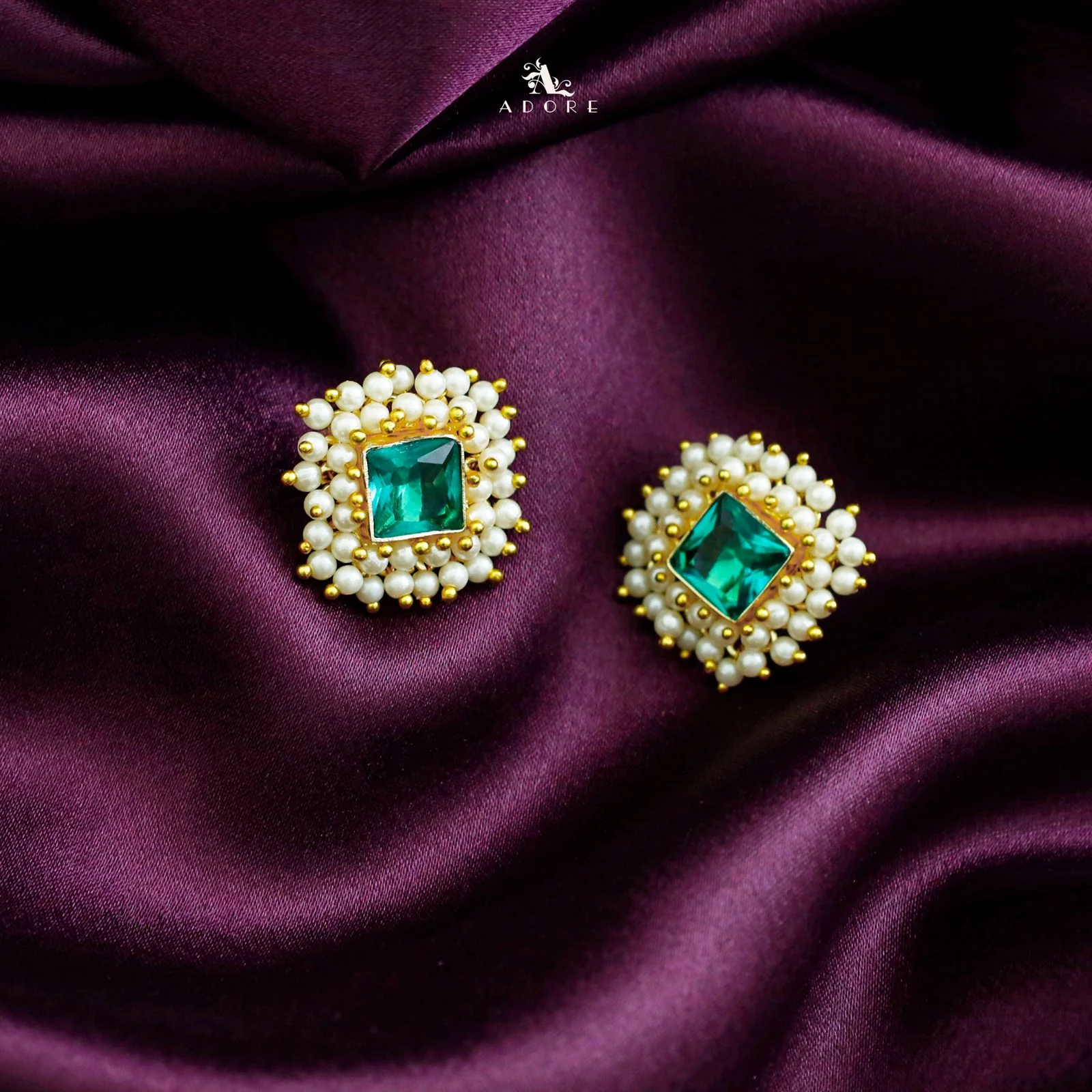 Ahelia Glossy Square Cluster Pearl Earring - Image 12
