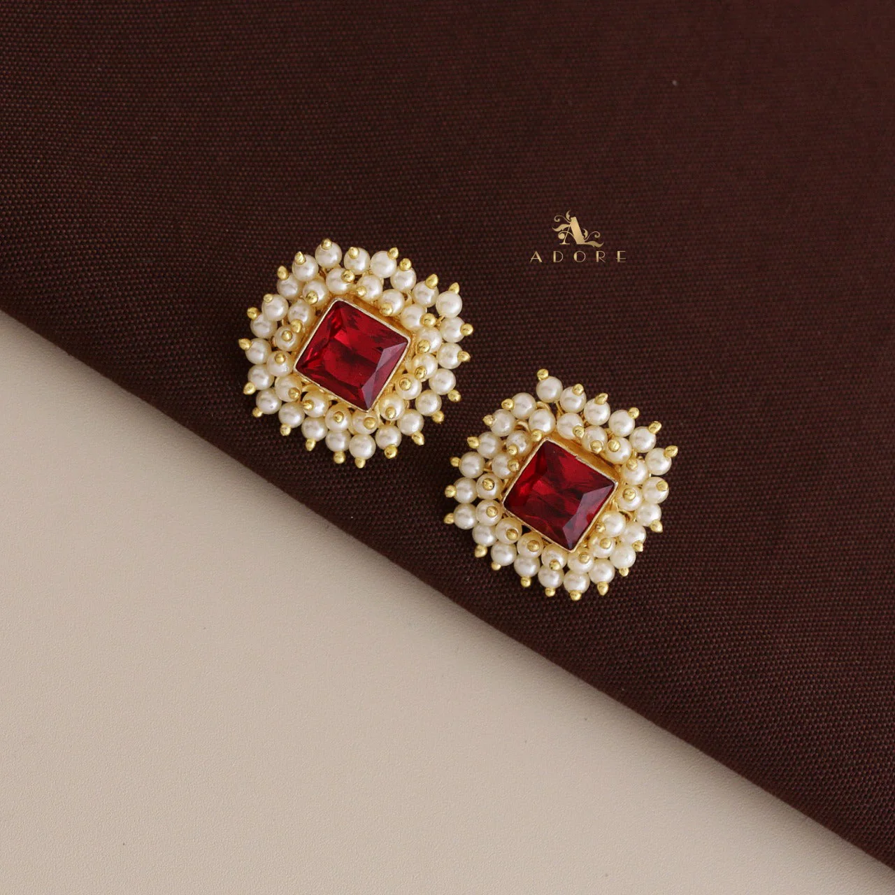 Ahelia Glossy Square Cluster Pearl Earring - Image 17