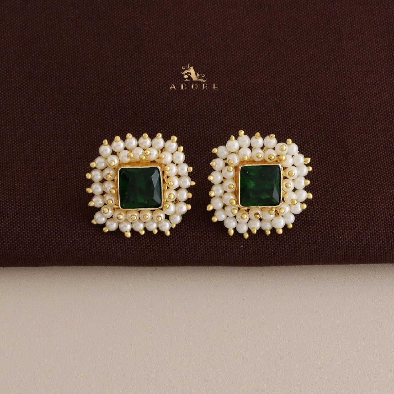 Ahelia Glossy Square Cluster Pearl Earring - Image 2