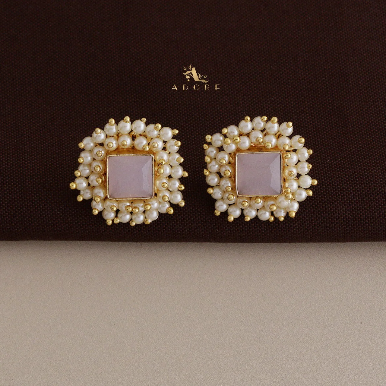 Ahelia Glossy Square Cluster Pearl Earring - Image 8