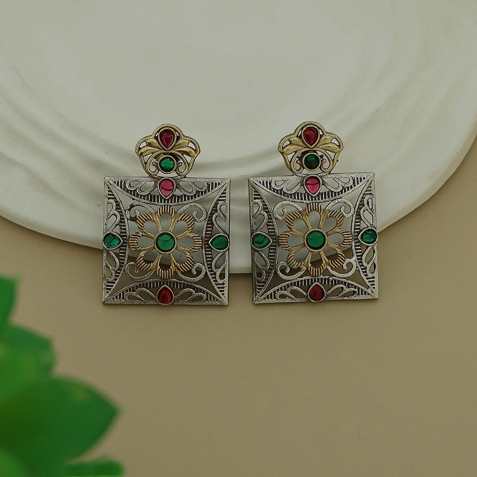 Ailana Dual Tone Square Floral Earring - Image 10