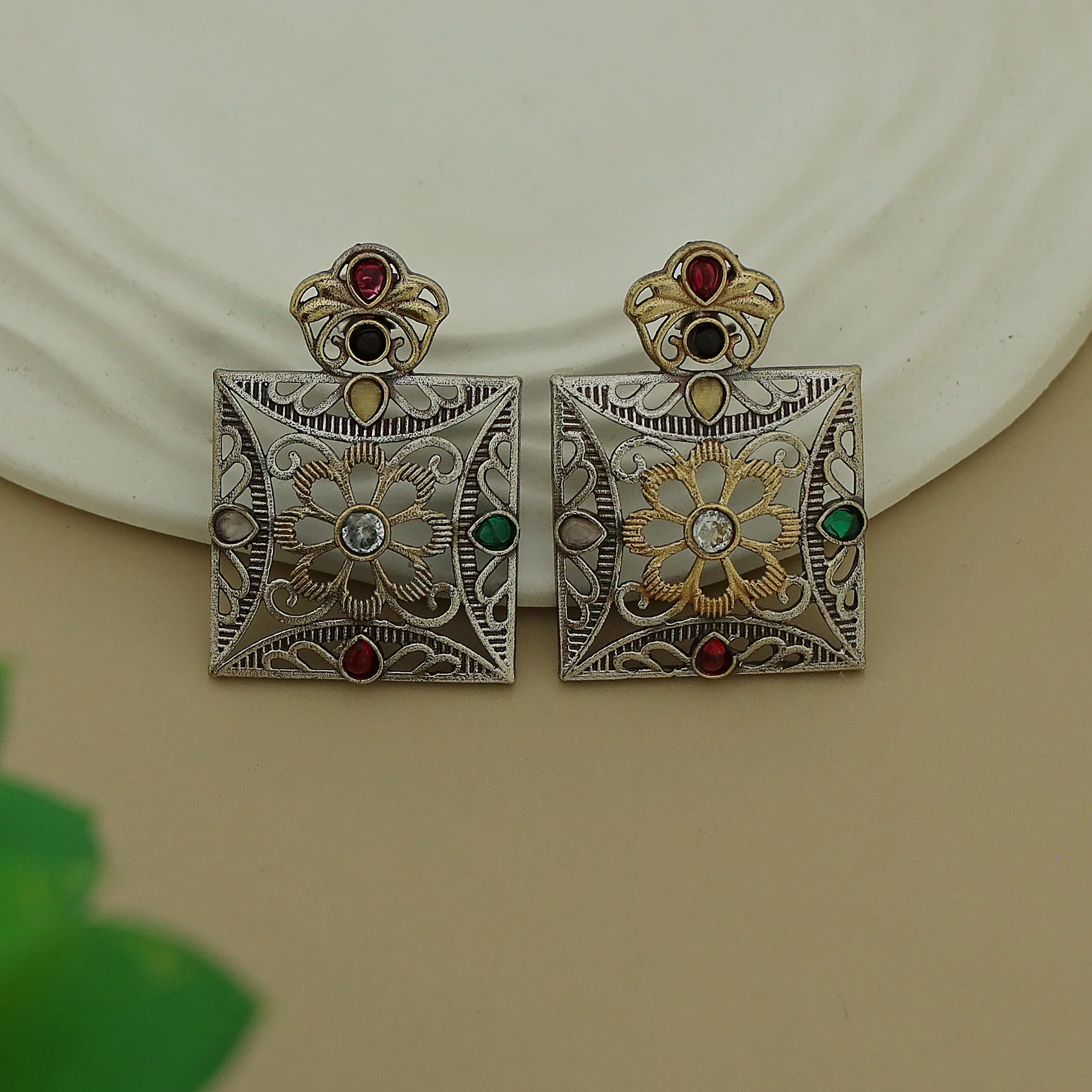 Ailana Dual Tone Square Floral Earring - Image 12