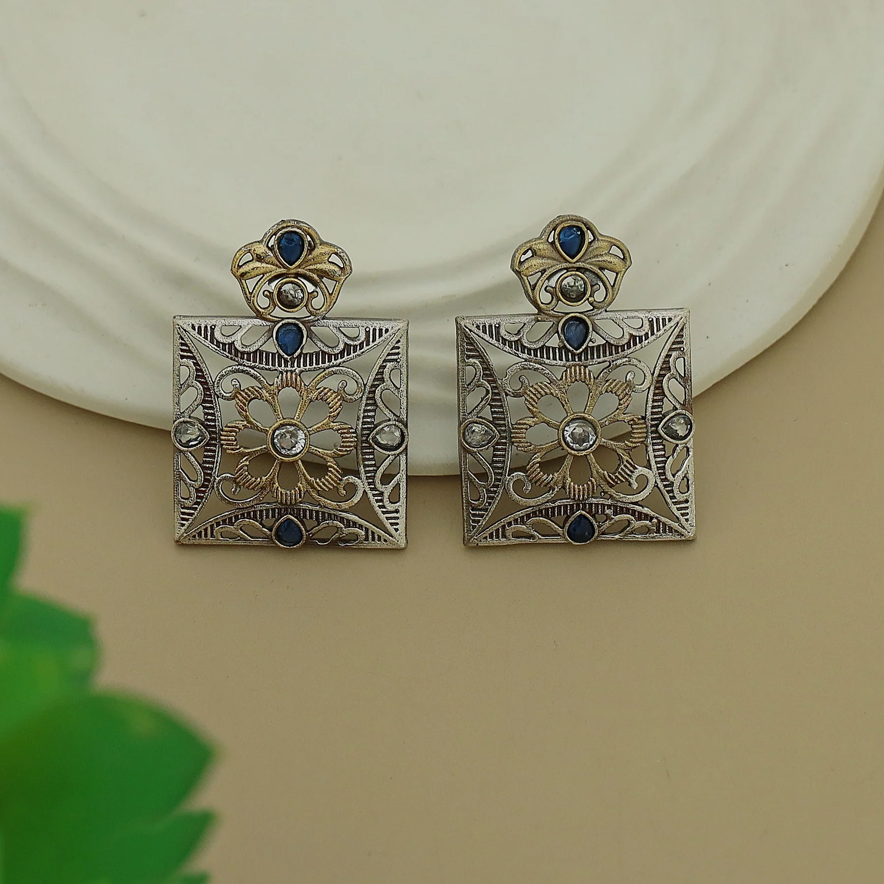 Ailana Dual Tone Square Floral Earring - Image 8