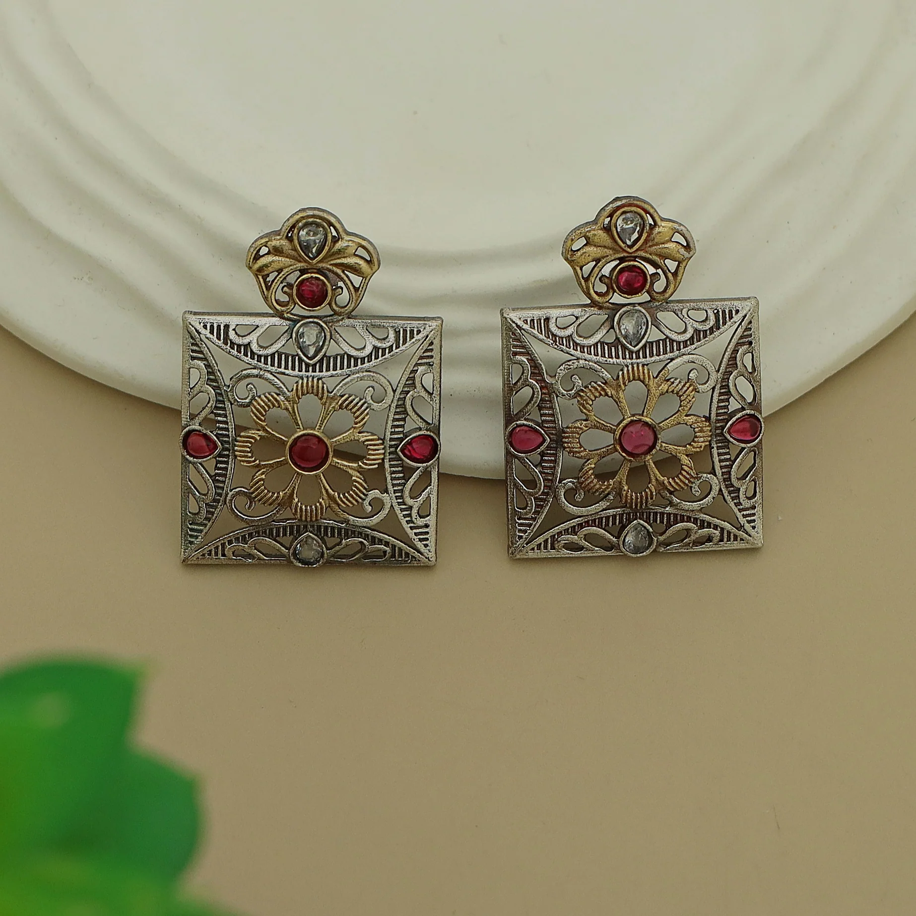 Ailana Dual Tone Square Floral Earring - Image 9