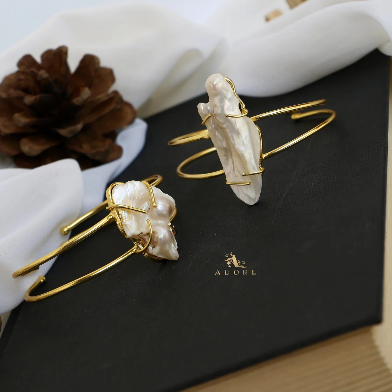 Ailine Golden Baroque Bracelet - Image 4