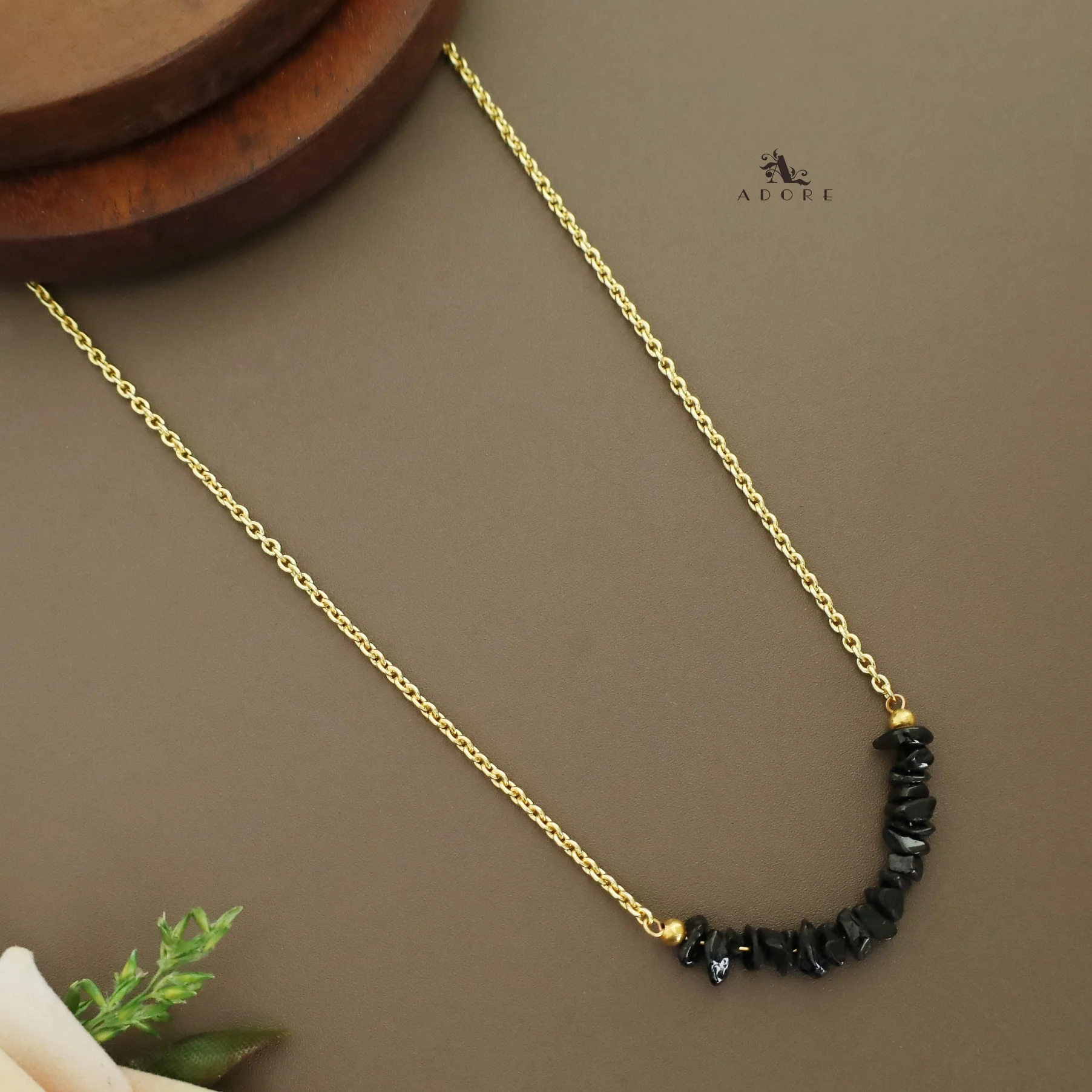 Aiza Golden Raw Stone Neckpiece - Image 11