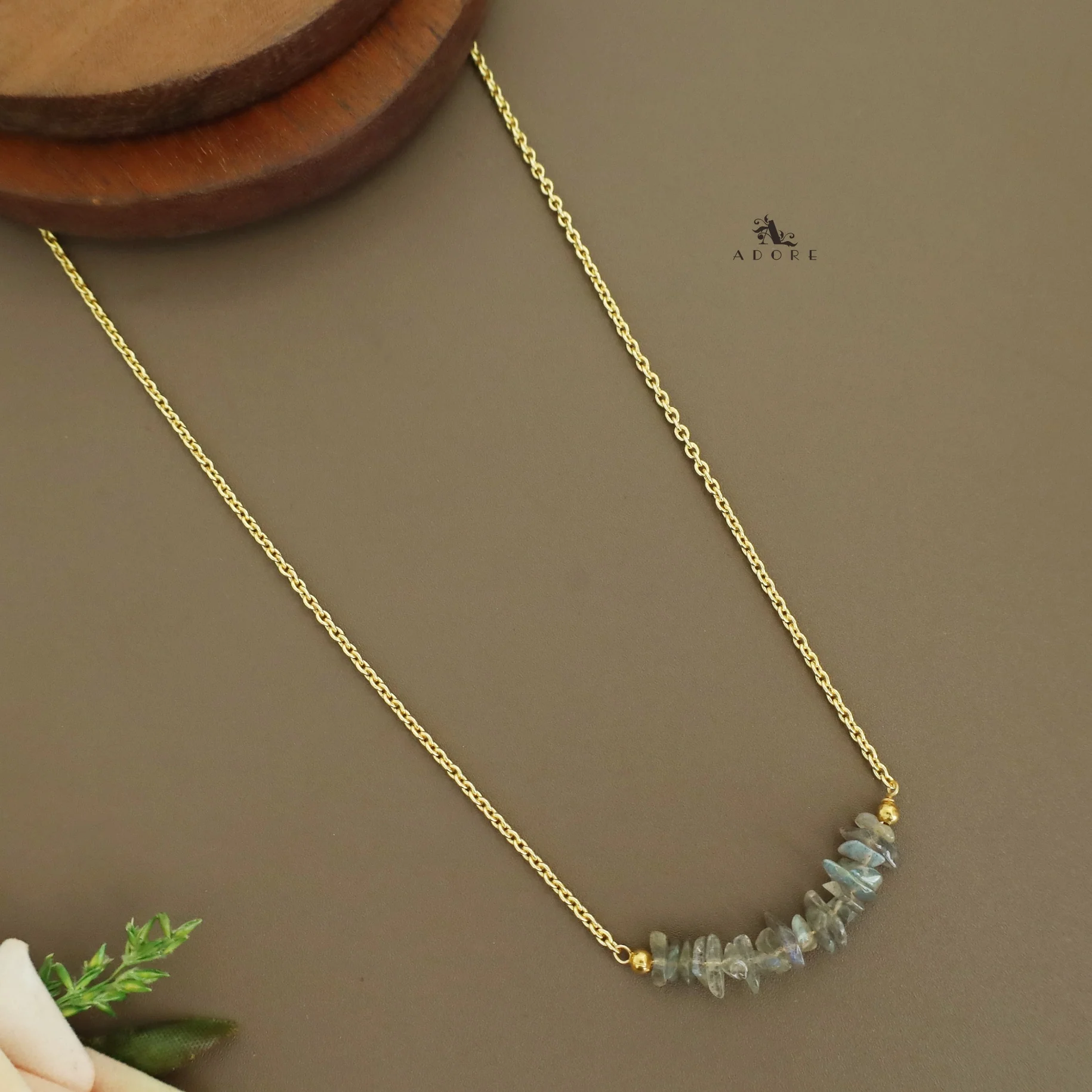 Aiza Golden Raw Stone Neckpiece - Image 12