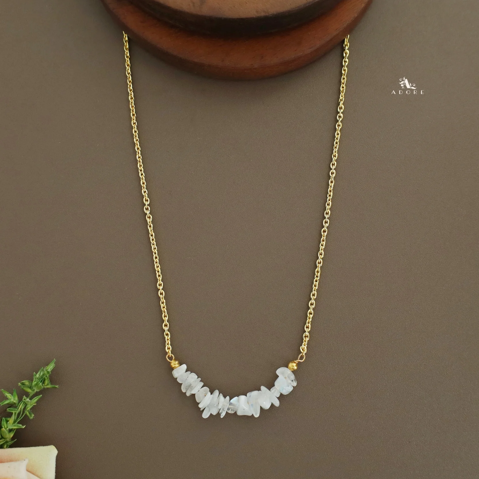 Aiza Golden Raw Stone Neckpiece - Image 15