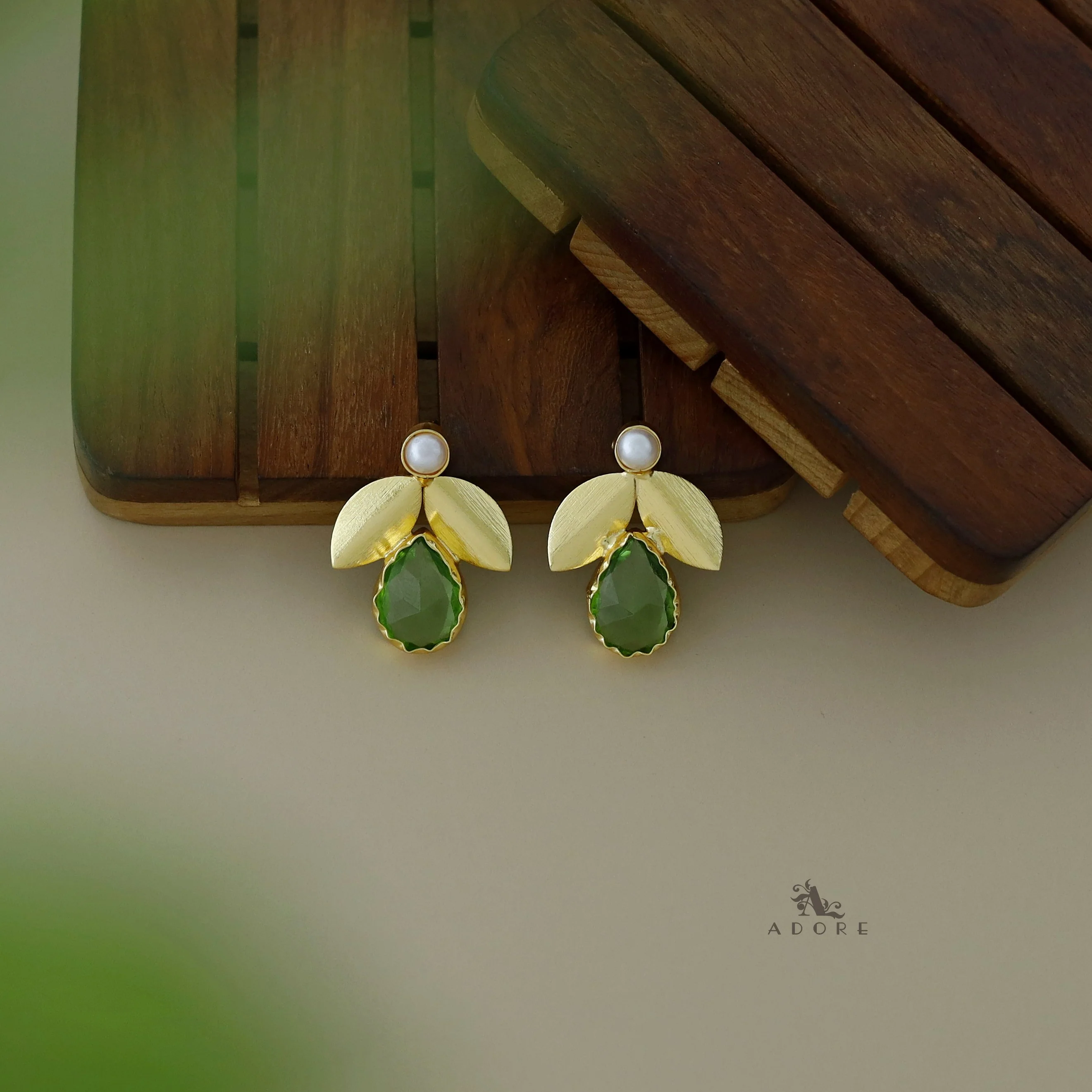 Ajala 2 Fold Leaf Glossy With Pearl Earring - Image 27