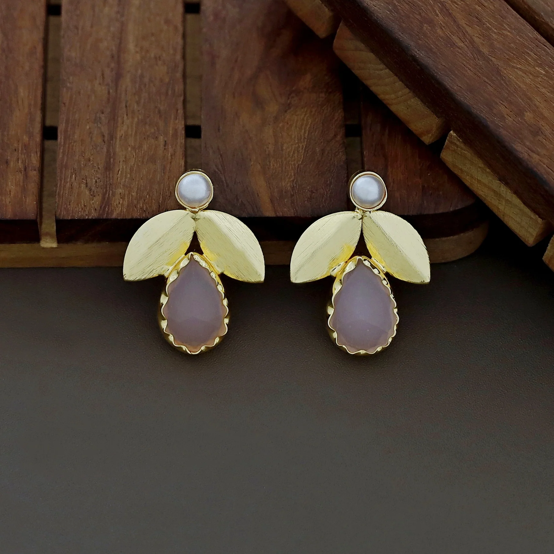 Ajala 2 Fold Leaf Glossy With Pearl Earring - Image 28