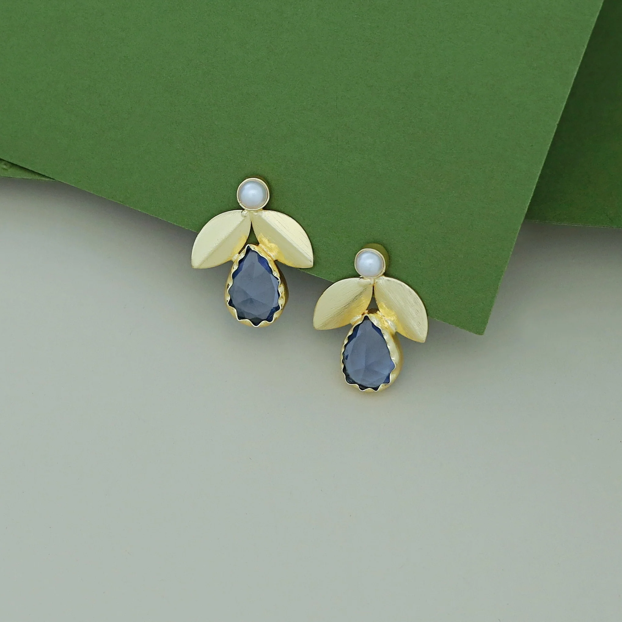 Ajala 2 Fold Leaf Glossy With Pearl Earring - Image 33