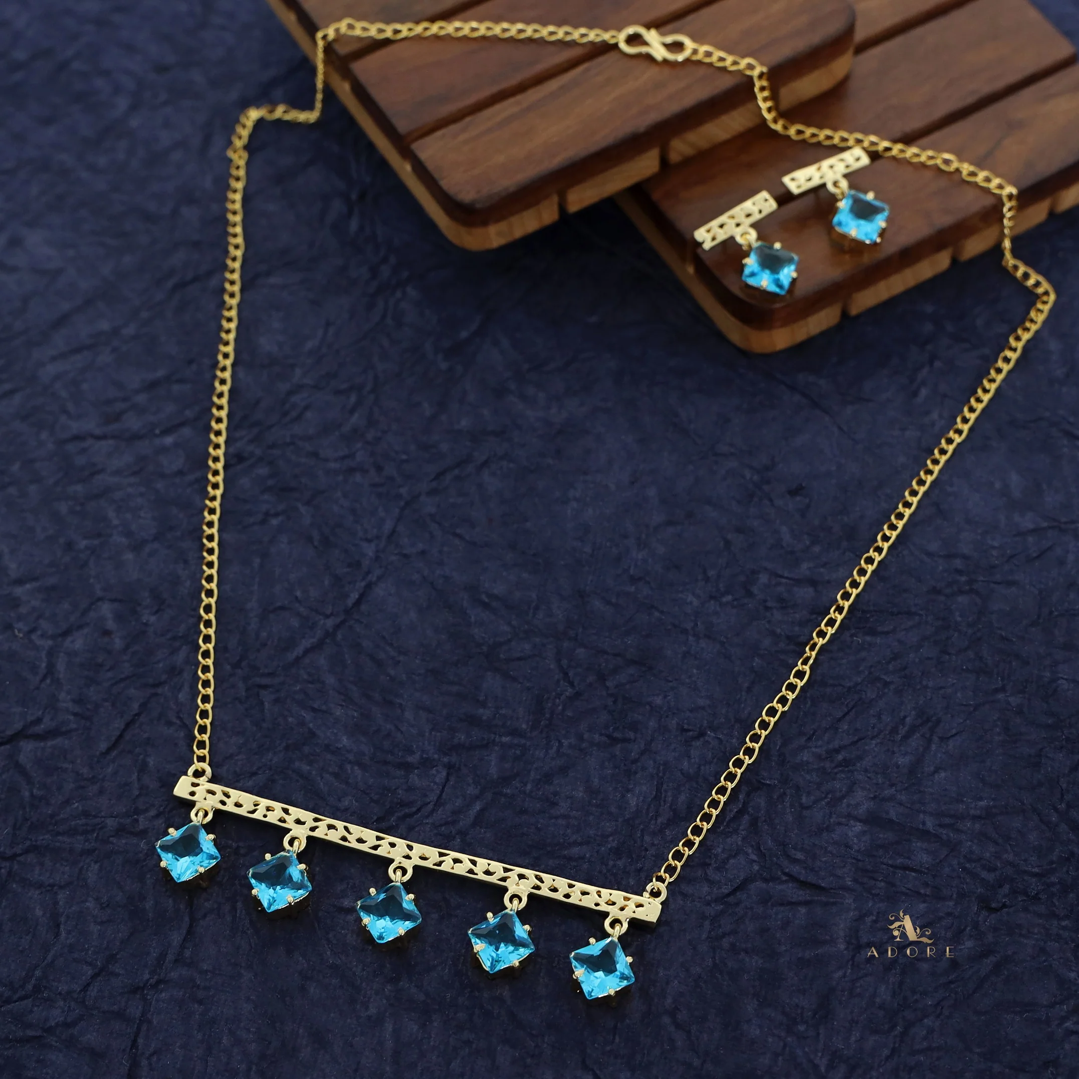 Akanksha Golden Swing Glossy Square Neckpiece With Earring - Image 11