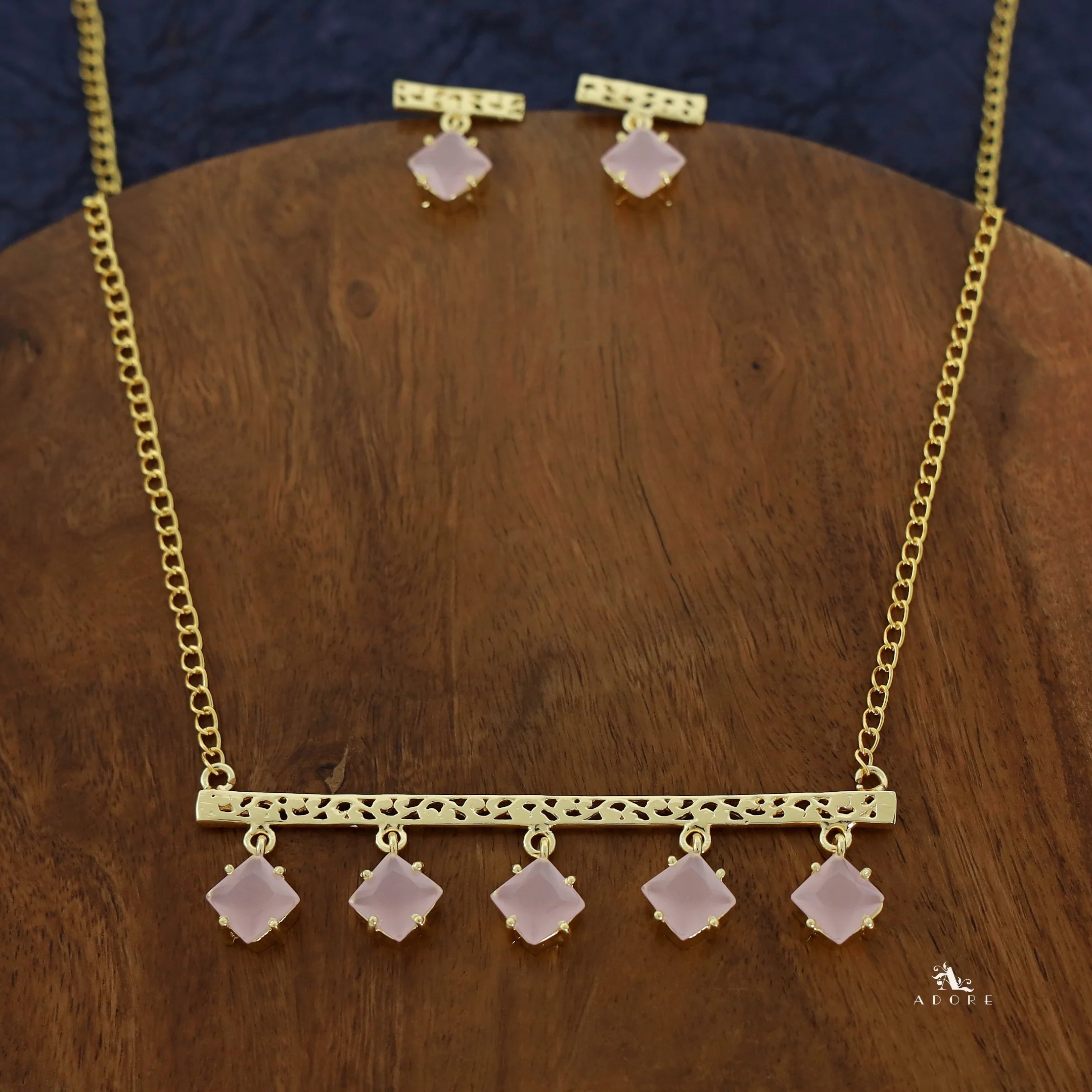 Akanksha Golden Swing Glossy Square Neckpiece With Earring - Image 4
