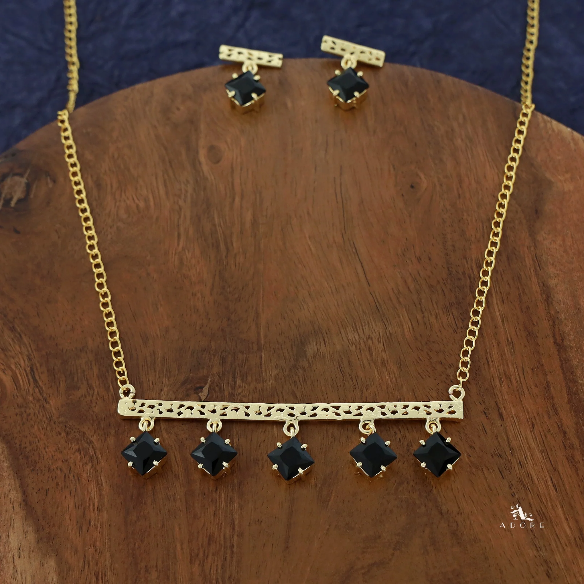 Akanksha Golden Swing Glossy Square Neckpiece With Earring - Image 8