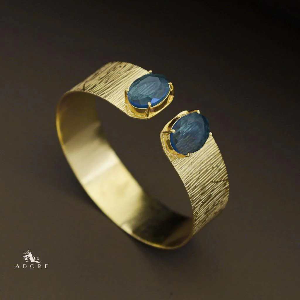 Akshi Textured Golden Claw Dual Oval Glossy Bangle - Image 10